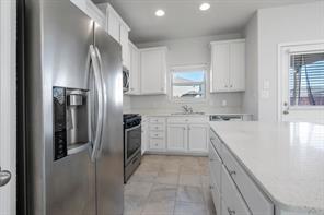 213 Mayney Ln, Leander, TX 78641