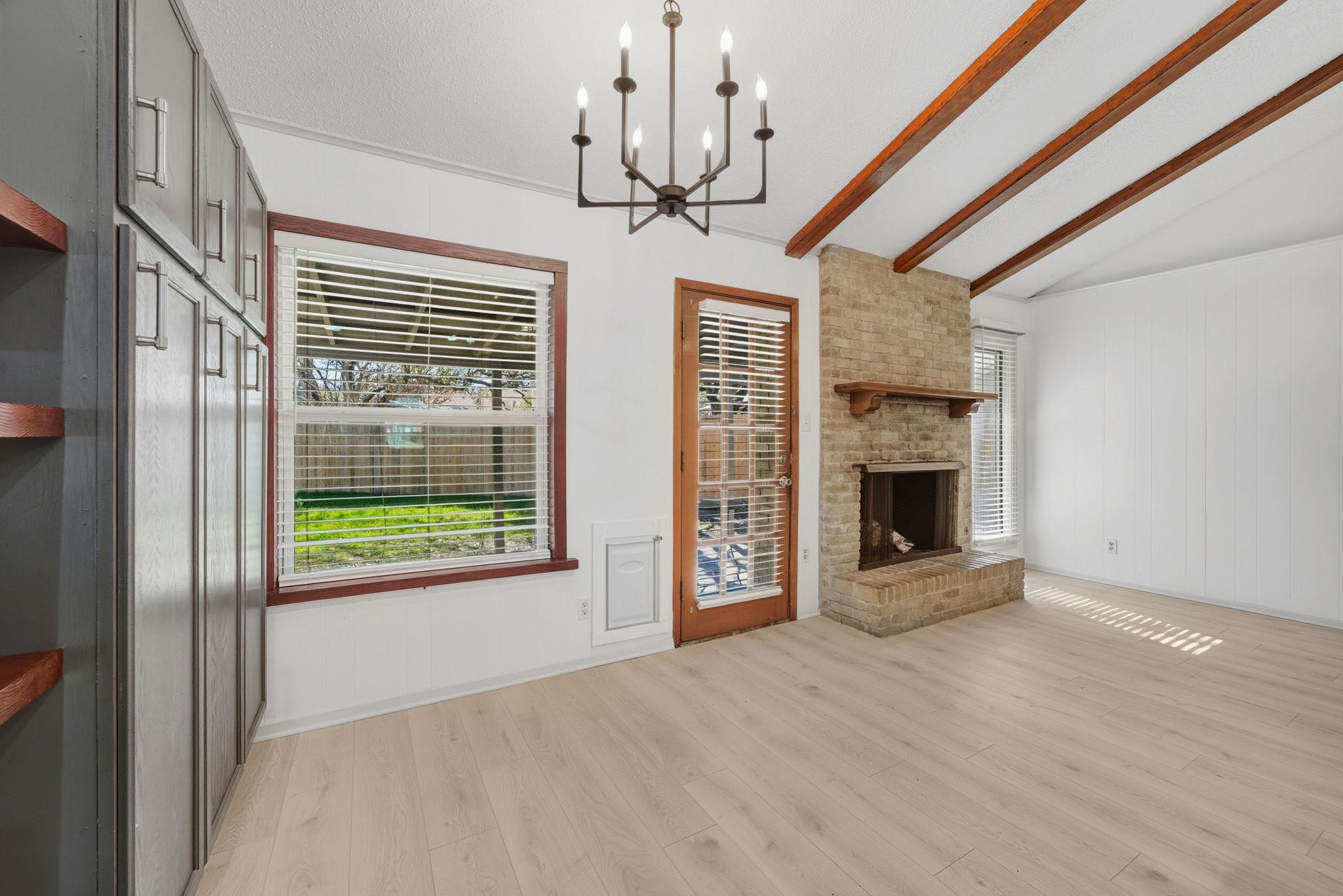 2303 Harwick Dr, Austin, TX 78745