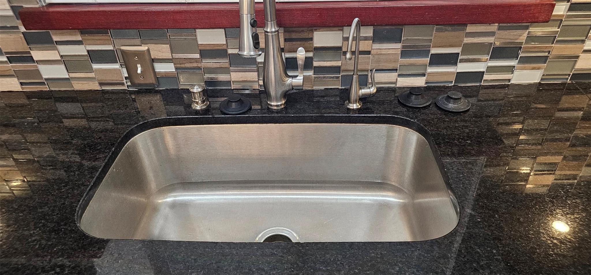 2303 Harwick Dr, Austin, TX 78745