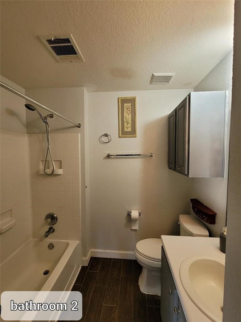 204 Phillips St, Hutto, TX 78634