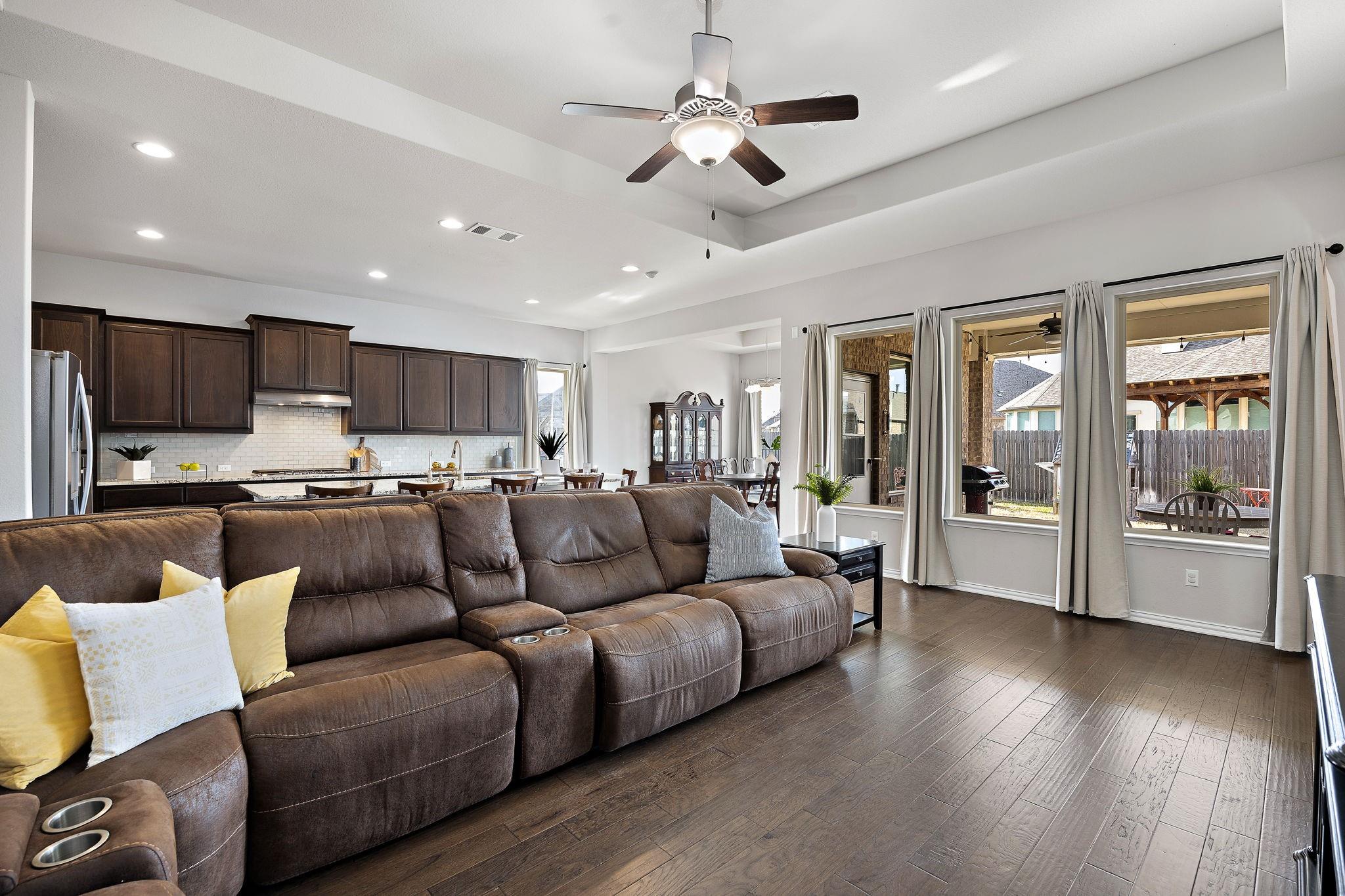 405 Miracle Rose Way, Liberty Hill, TX 78642