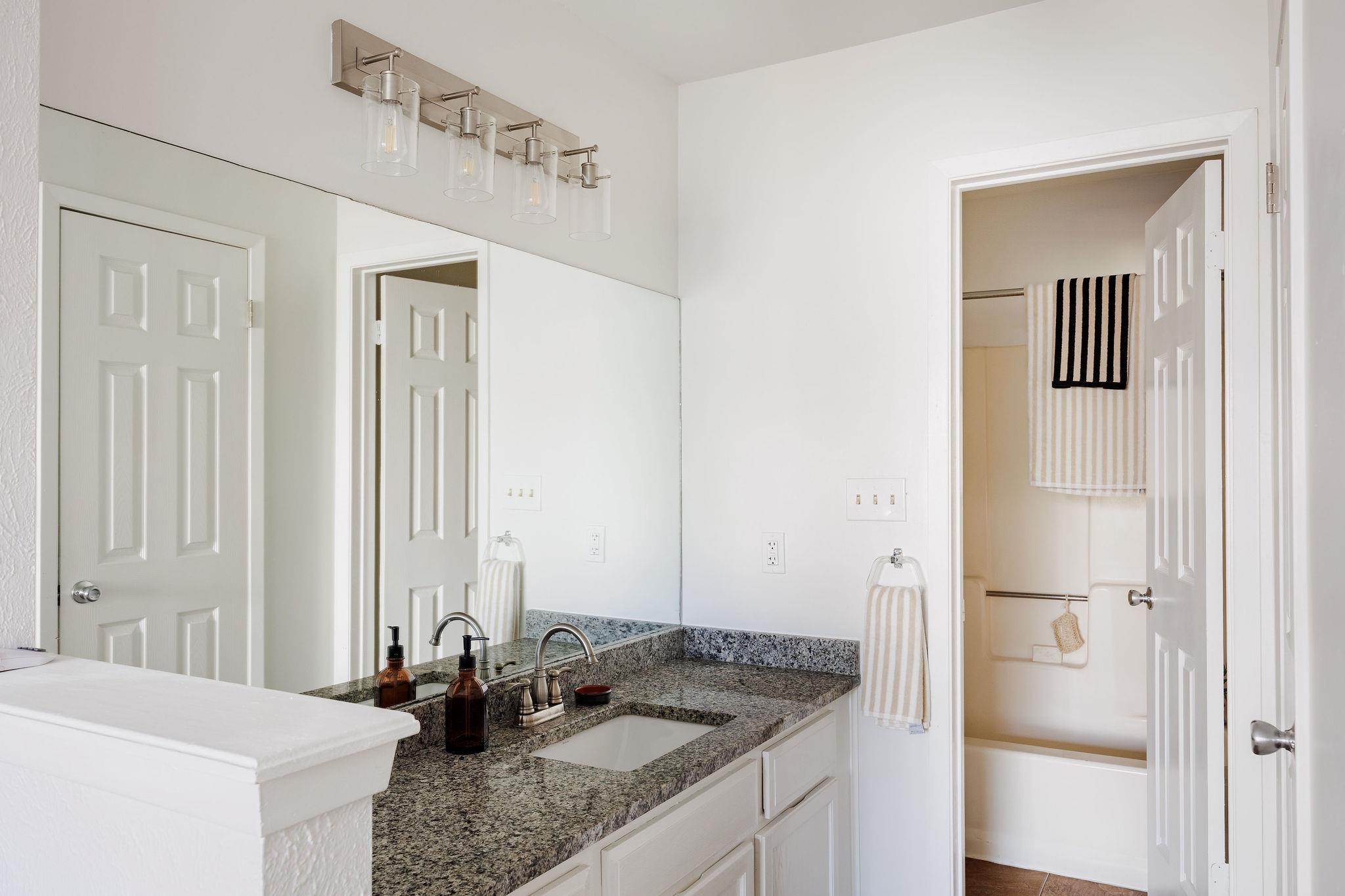 7806 Beauregard Cir, Austin, TX 78745