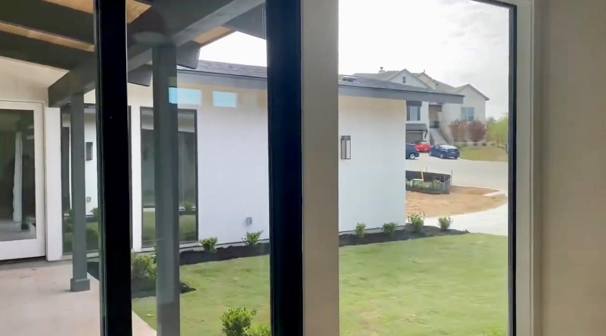 179 Shawnee Trl, Dripping Springs, TX 78620