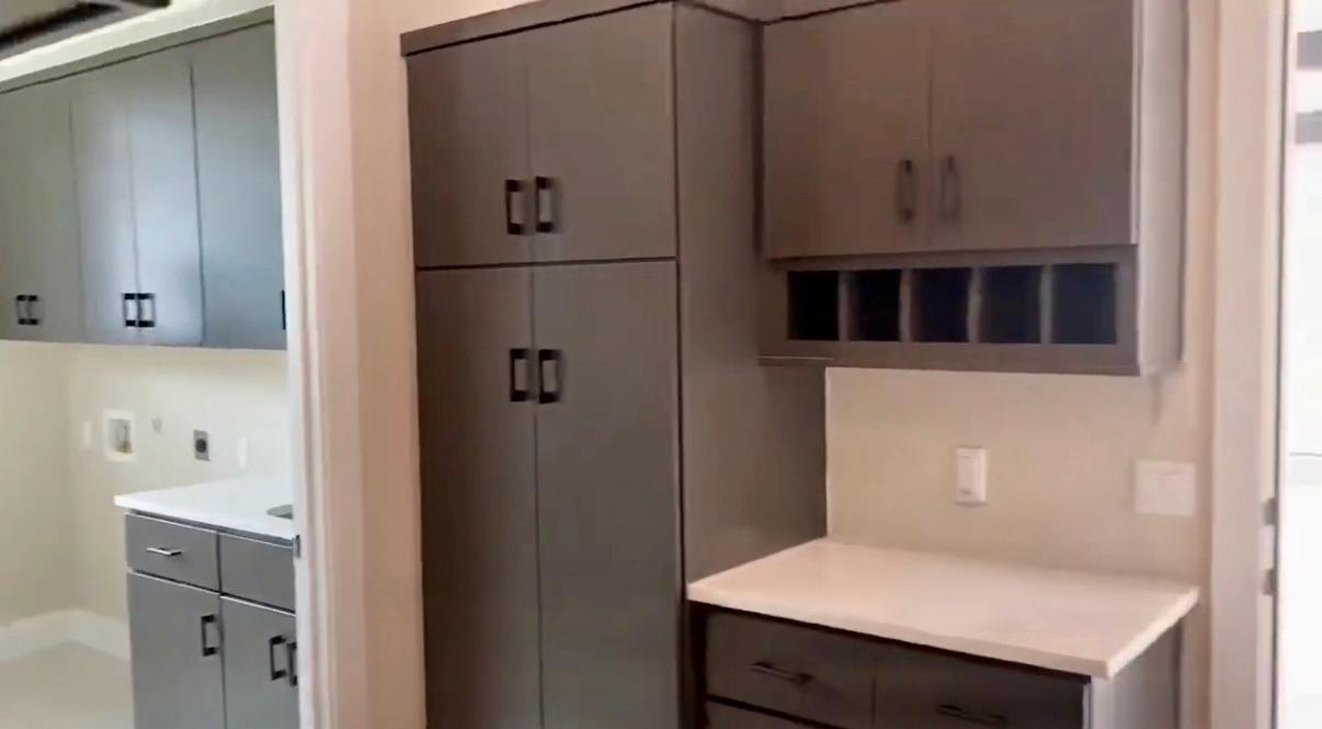 179 Shawnee Trl, Dripping Springs, TX 78620