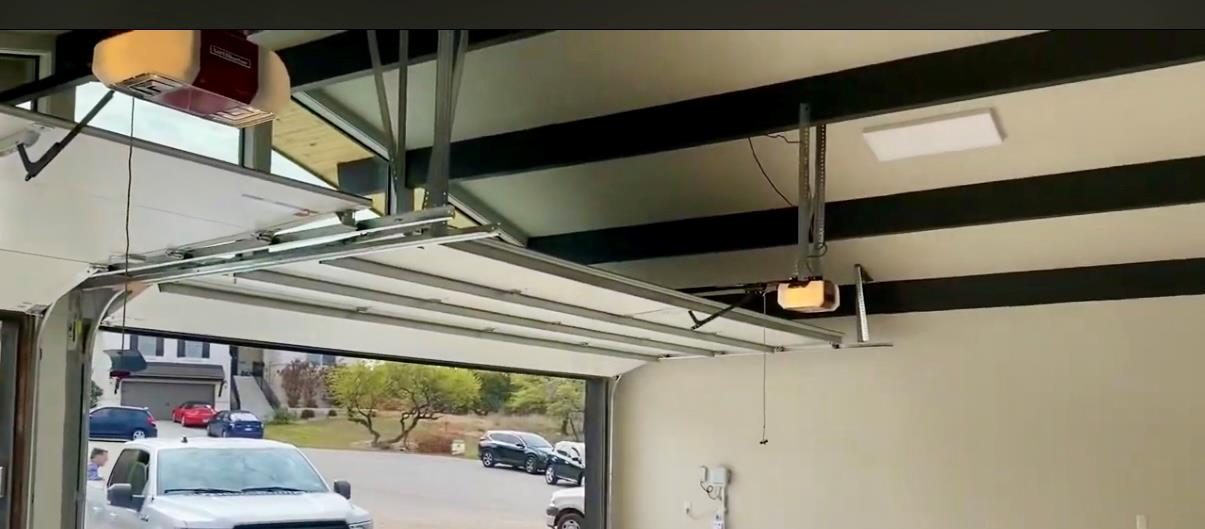 179 Shawnee Trl, Dripping Springs, TX 78620