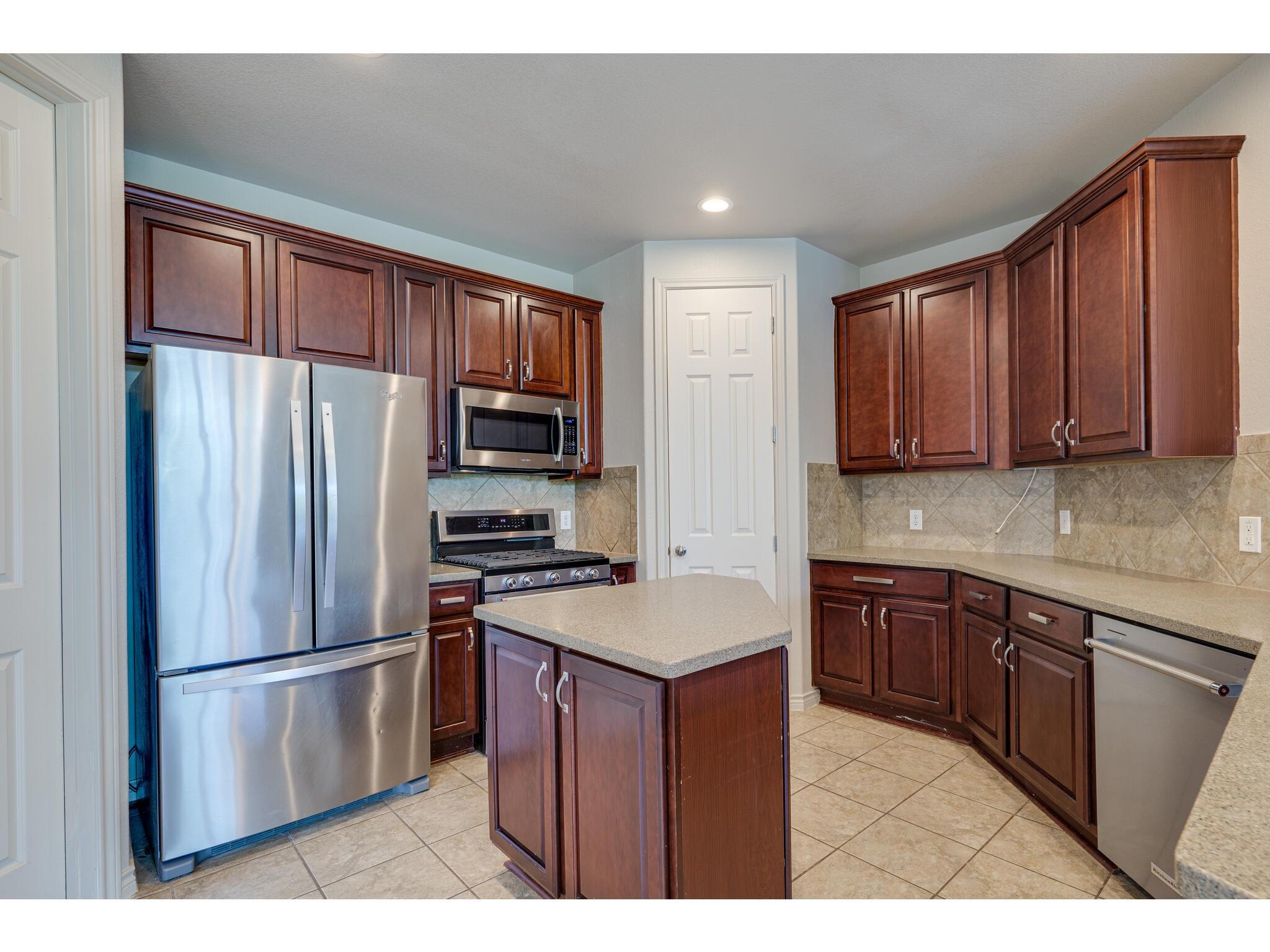 13925 Fallsprings Way, Manor, TX 78653