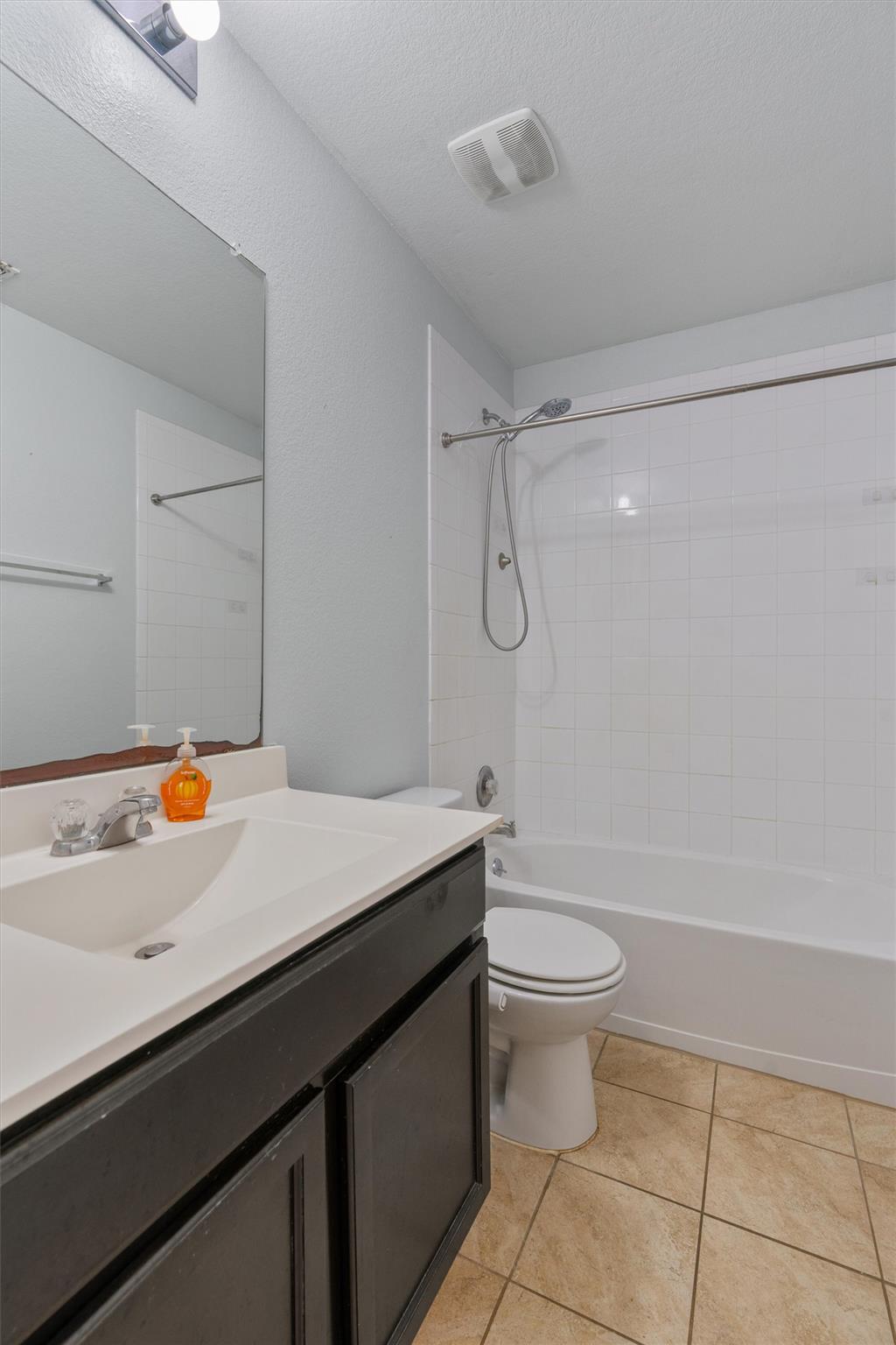 124 Denton Dr, Hutto, TX 78634