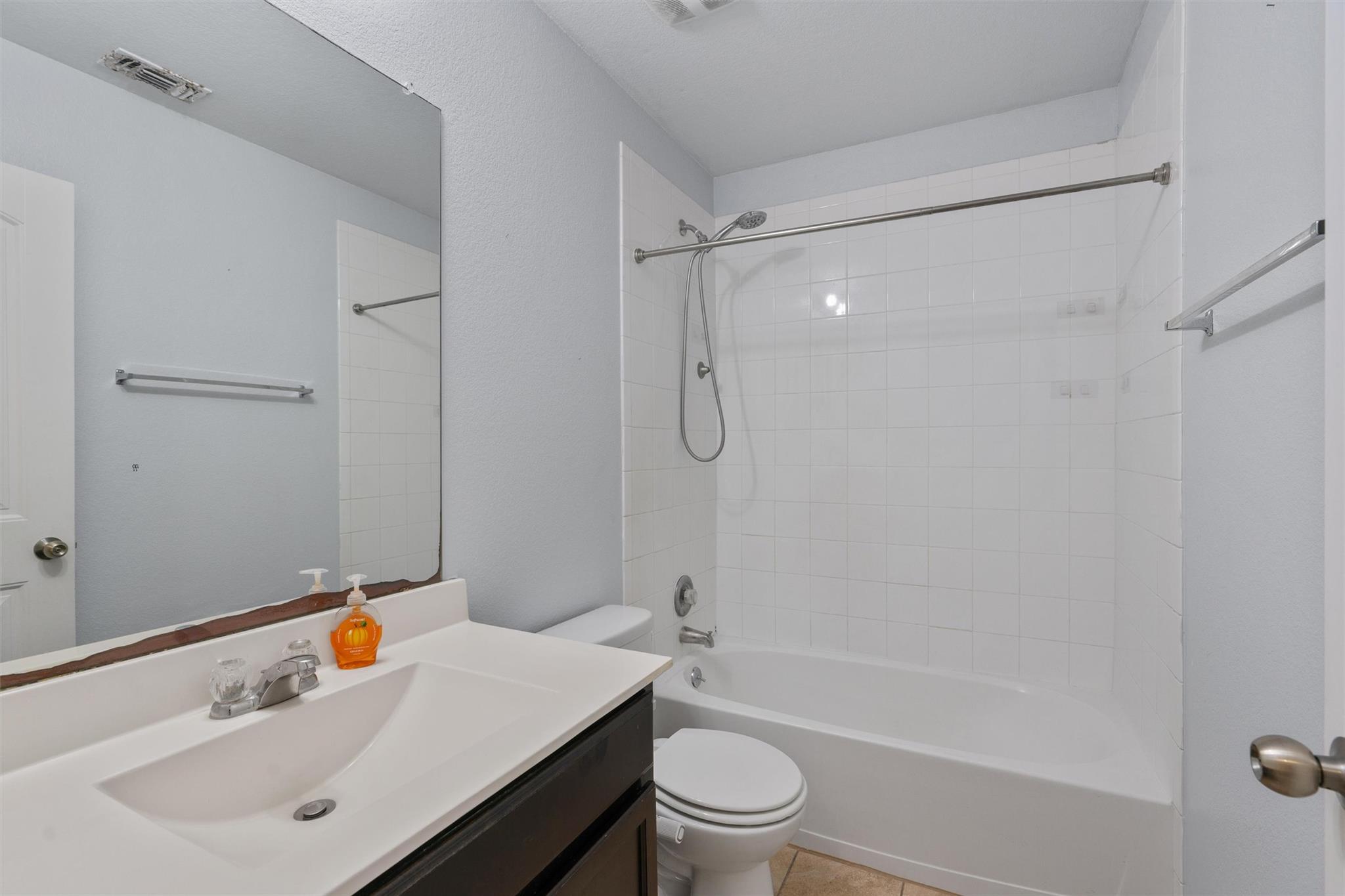 124 Denton Dr, Hutto, TX 78634