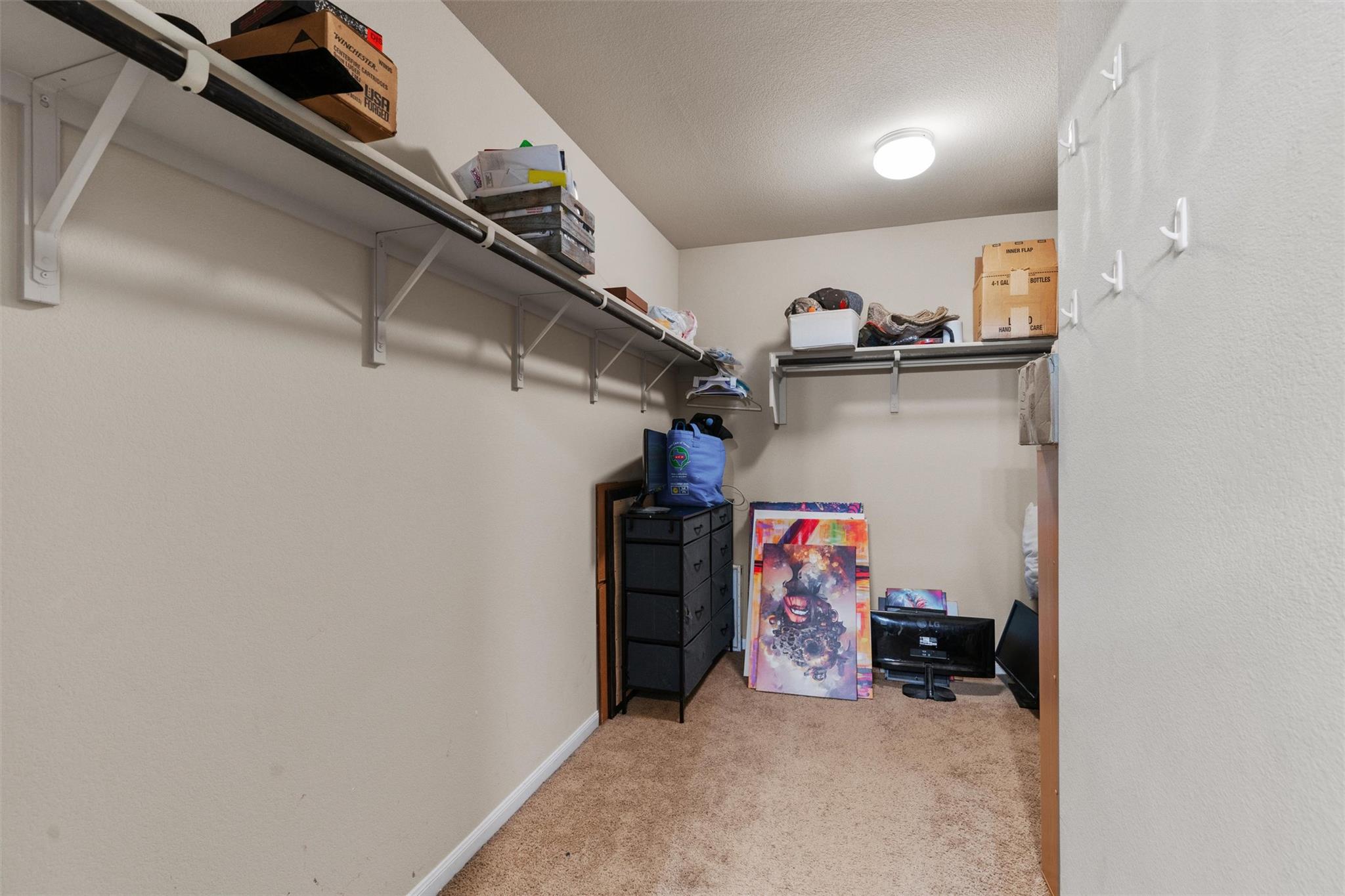 124 Denton Dr, Hutto, TX 78634