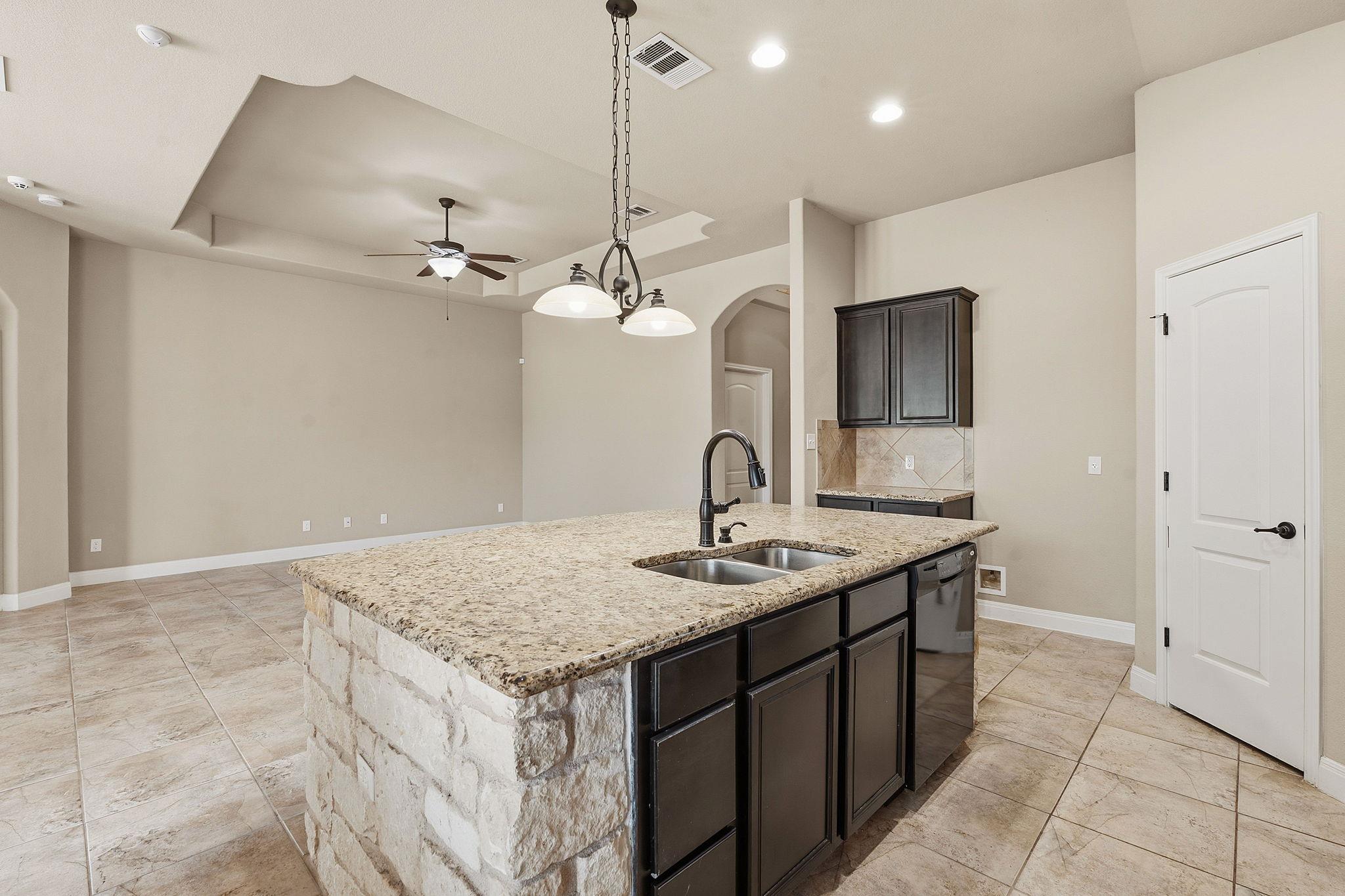 201 Caddo Lake Dr, Georgetown, TX 78628