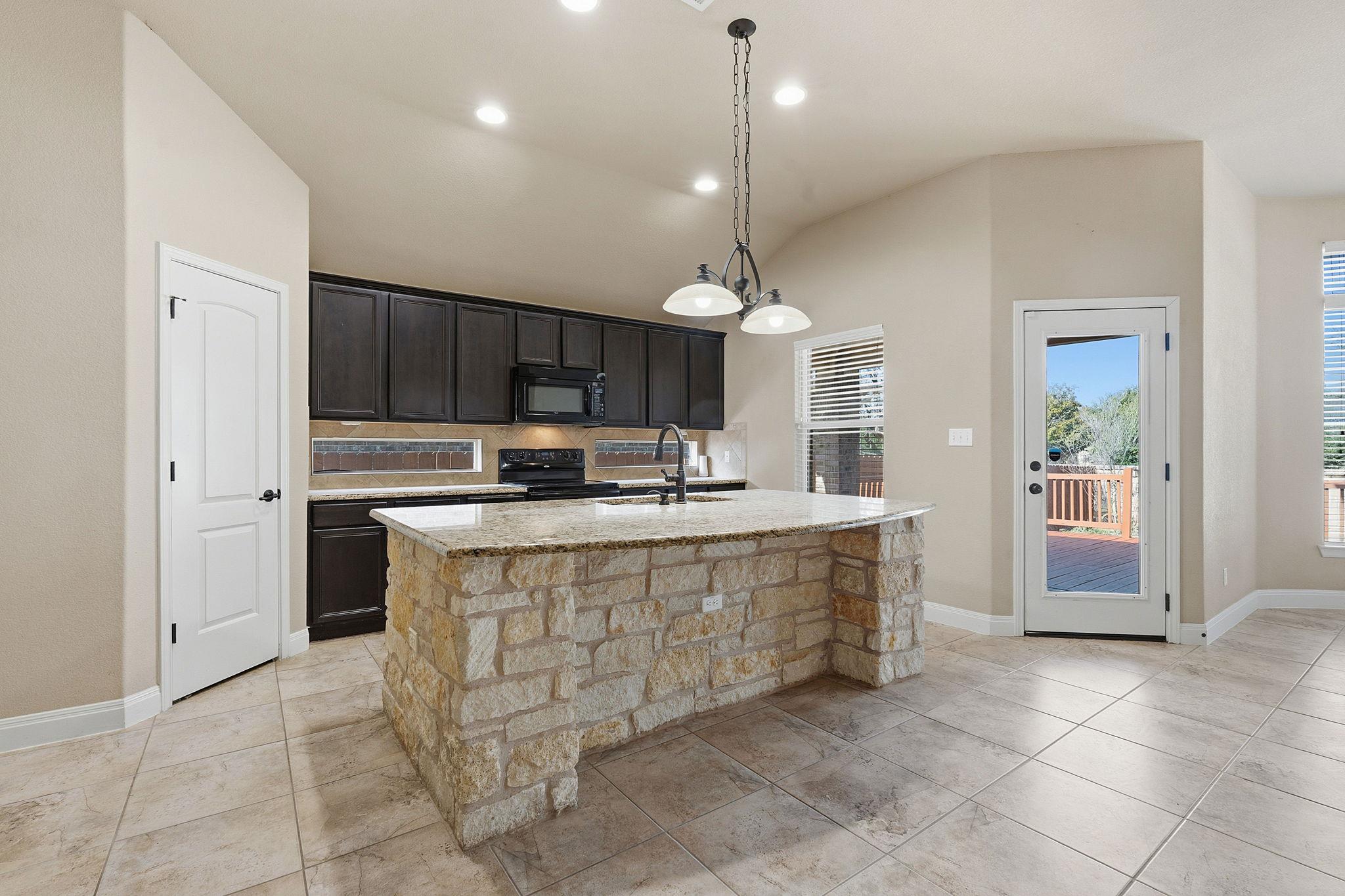 201 Caddo Lake Dr, Georgetown, TX 78628