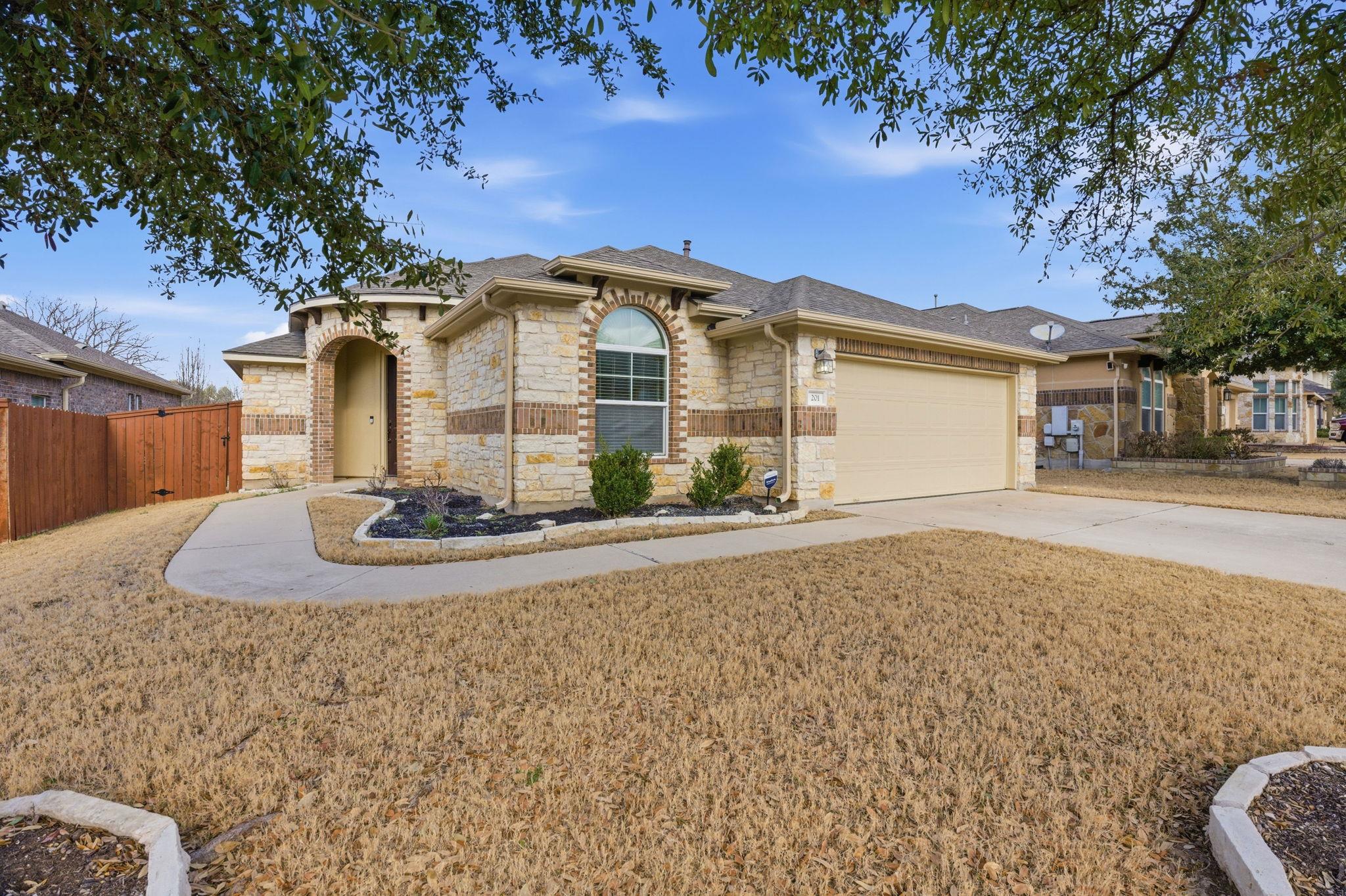 201 Caddo Lake Dr, Georgetown, TX 78628