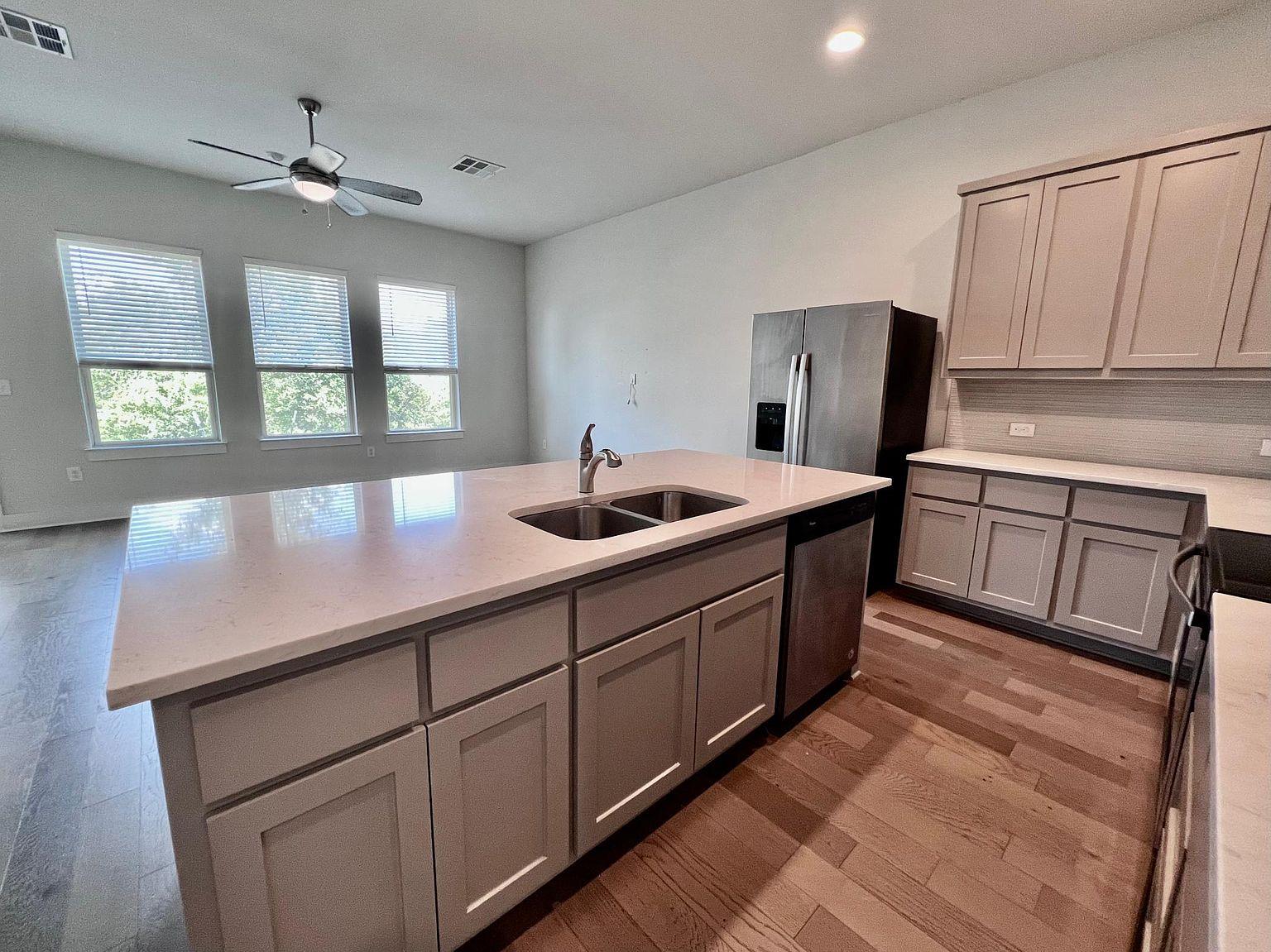 13501 Metric Blvd # 1, Austin, TX 78727