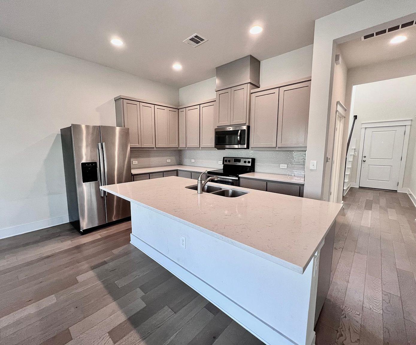 13501 Metric Blvd # 1, Austin, TX 78727