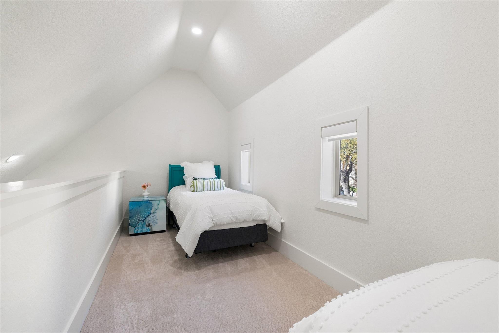 954 Riverforest Dr, New Braunfels, TX 78132