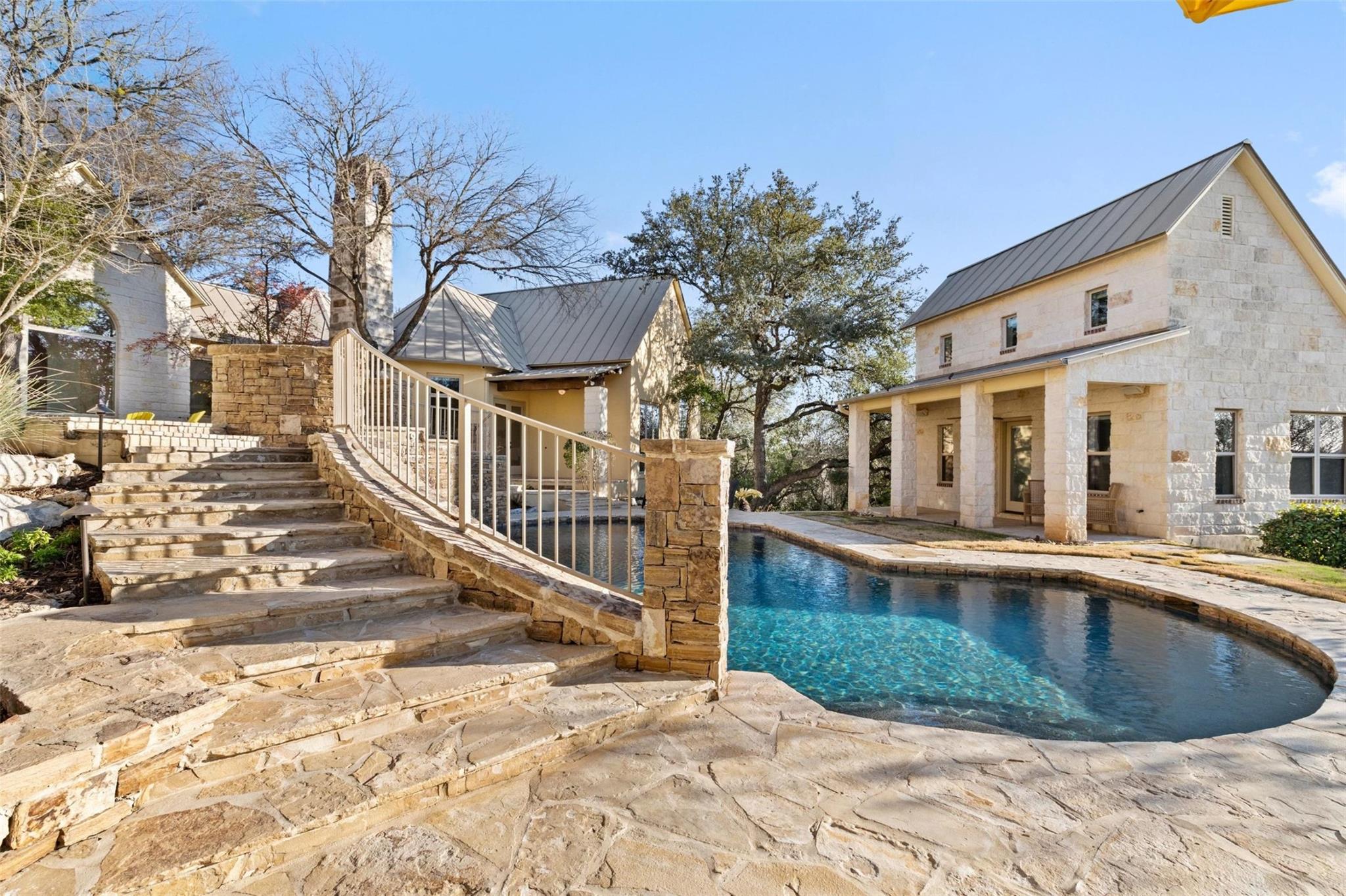 954 Riverforest Dr, New Braunfels, TX 78132