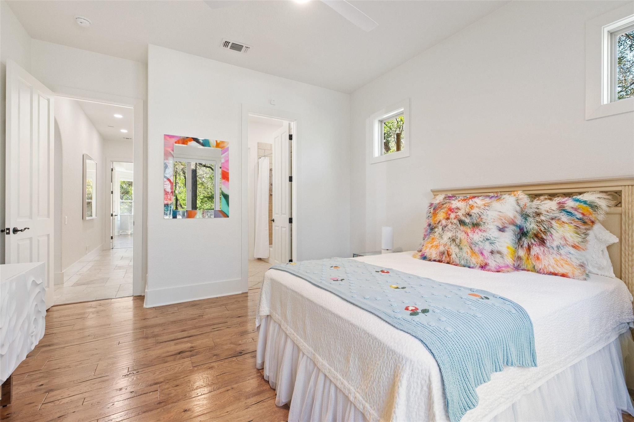 954 Riverforest Dr, New Braunfels, TX 78132