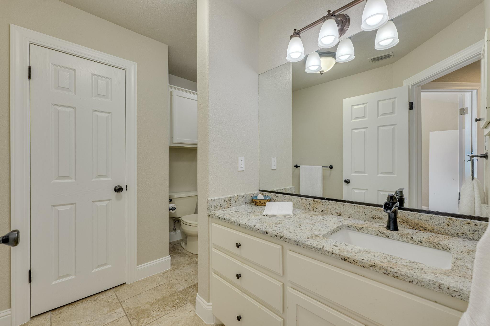 33 Brookmeadow Dr, Wimberley, TX 78676