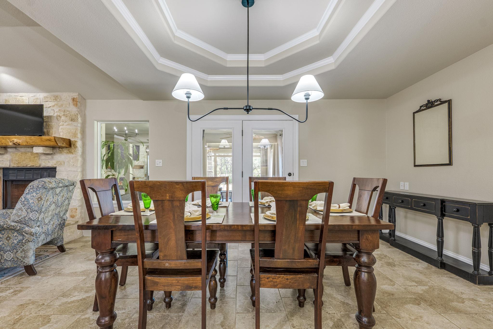 33 Brookmeadow Dr, Wimberley, TX 78676