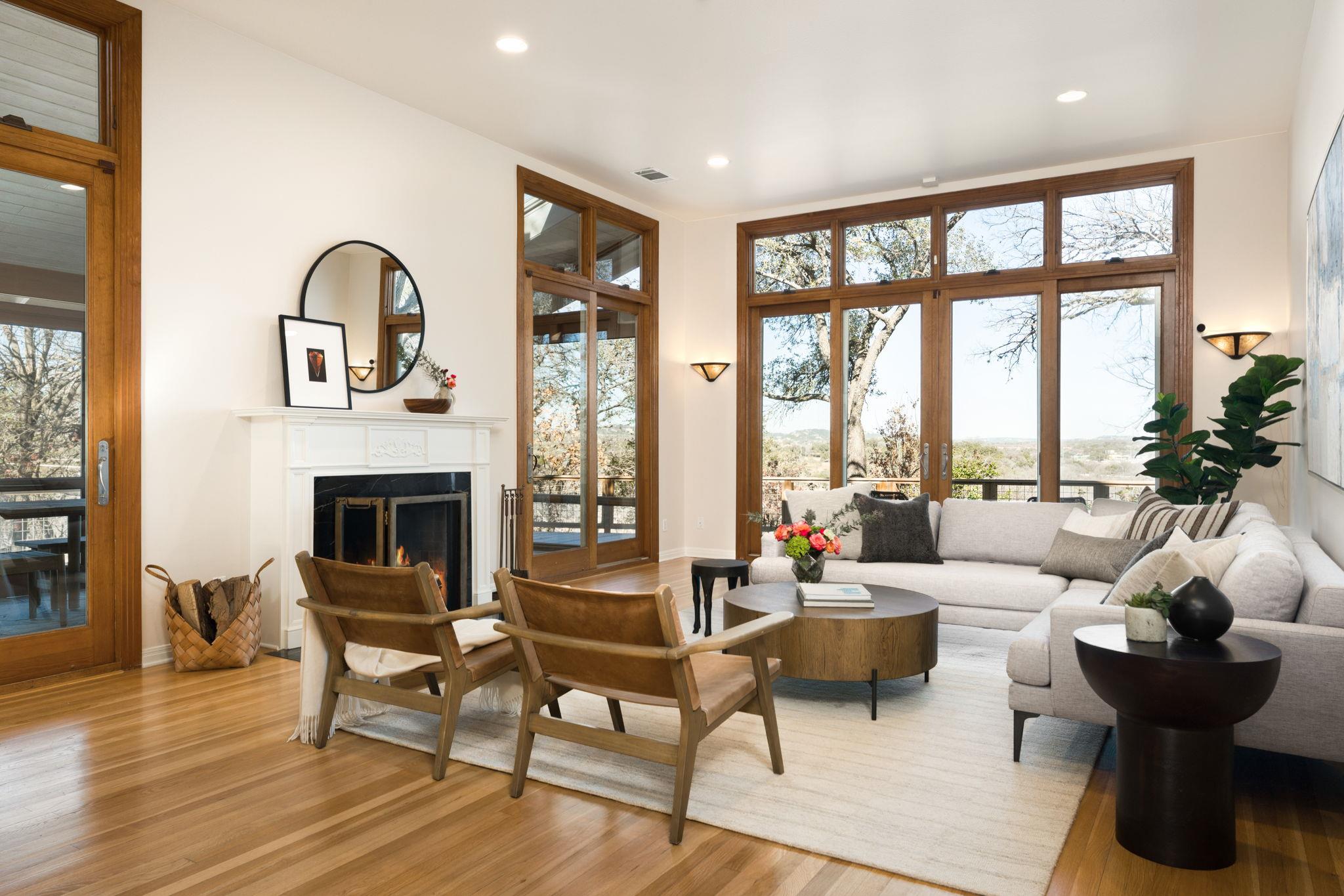 902 Bluebonnet Ln, Austin, TX 78704