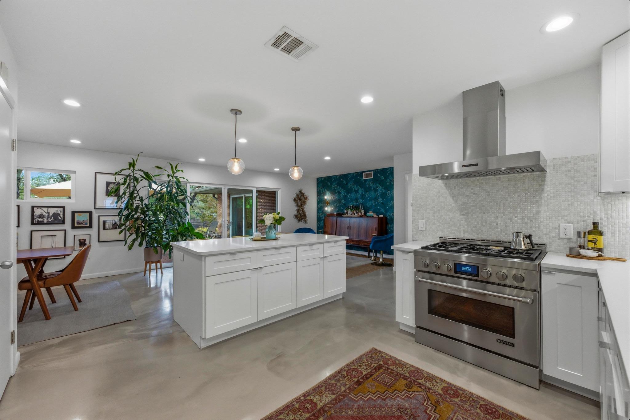 3506 Lakeland Dr, Austin, TX 78731