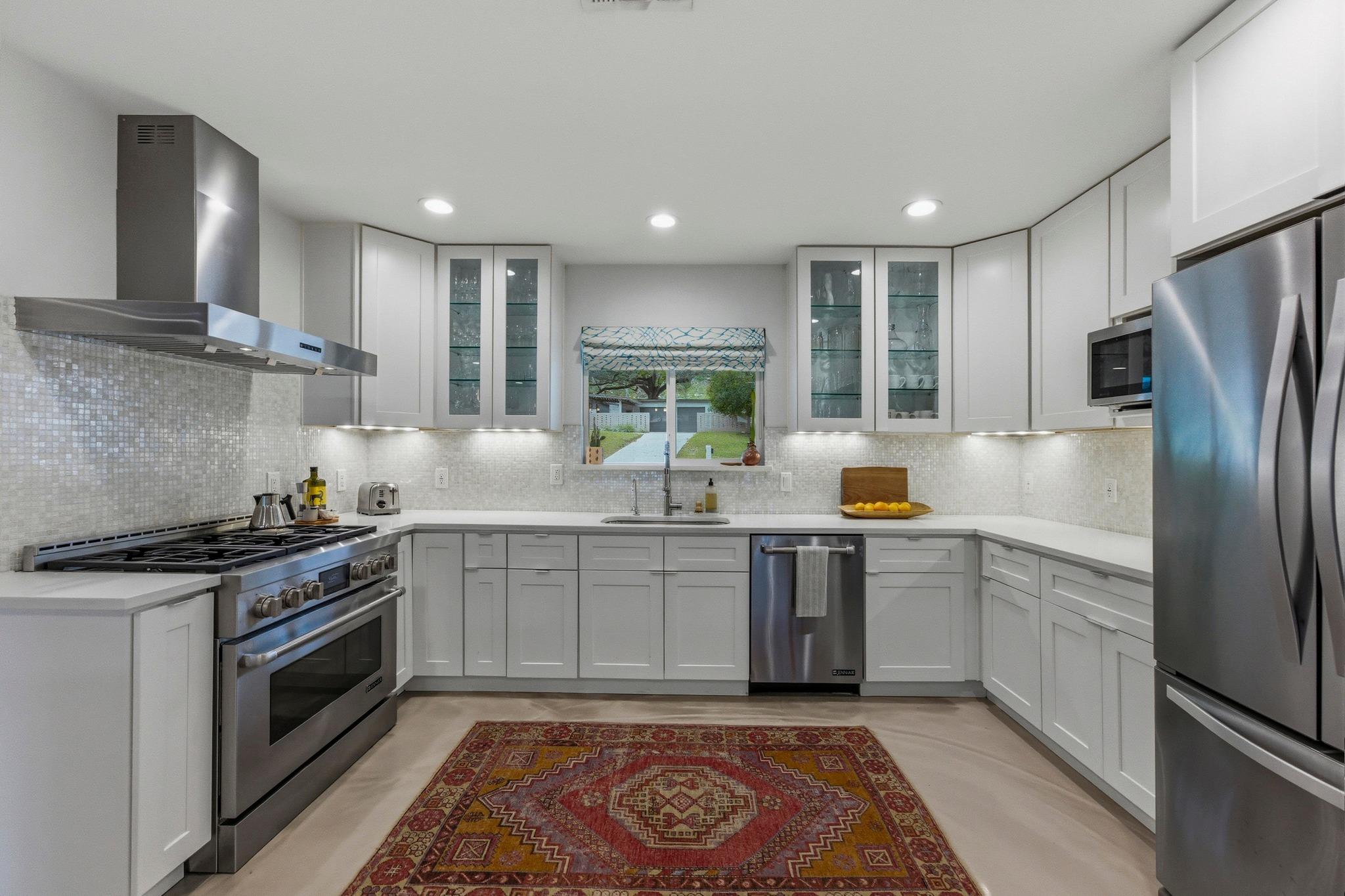 3506 Lakeland Dr, Austin, TX 78731