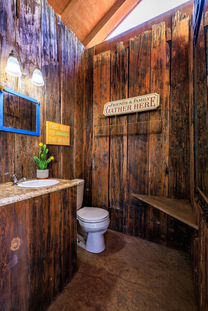 10030 E. Us Highway 290, Fredericksburg, TX 78624