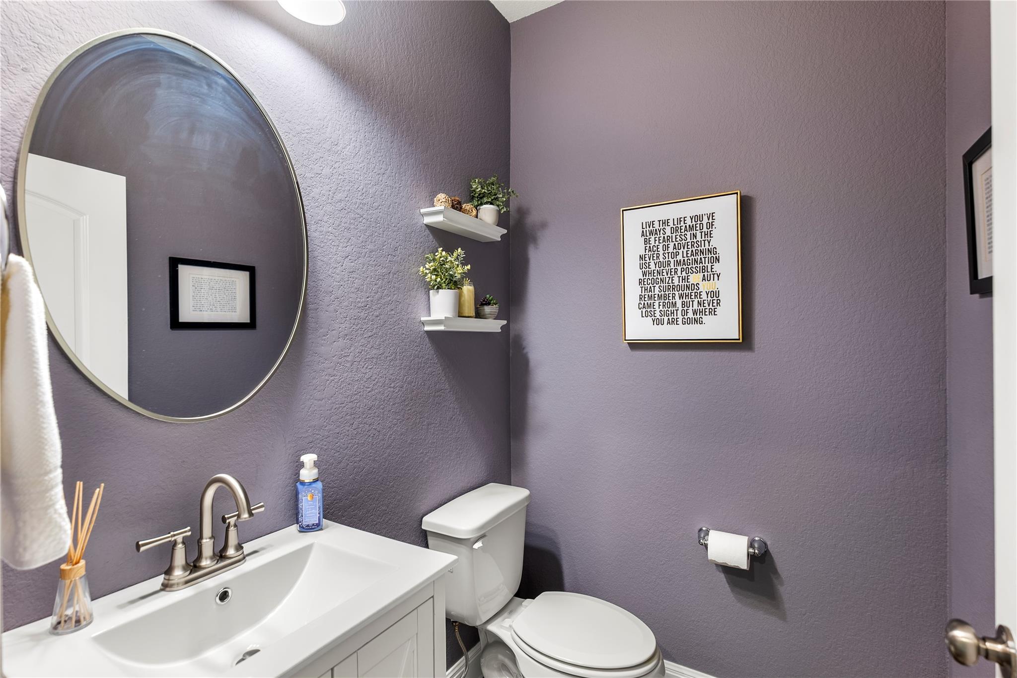 207 Duroc Dr, Hutto, TX 78634