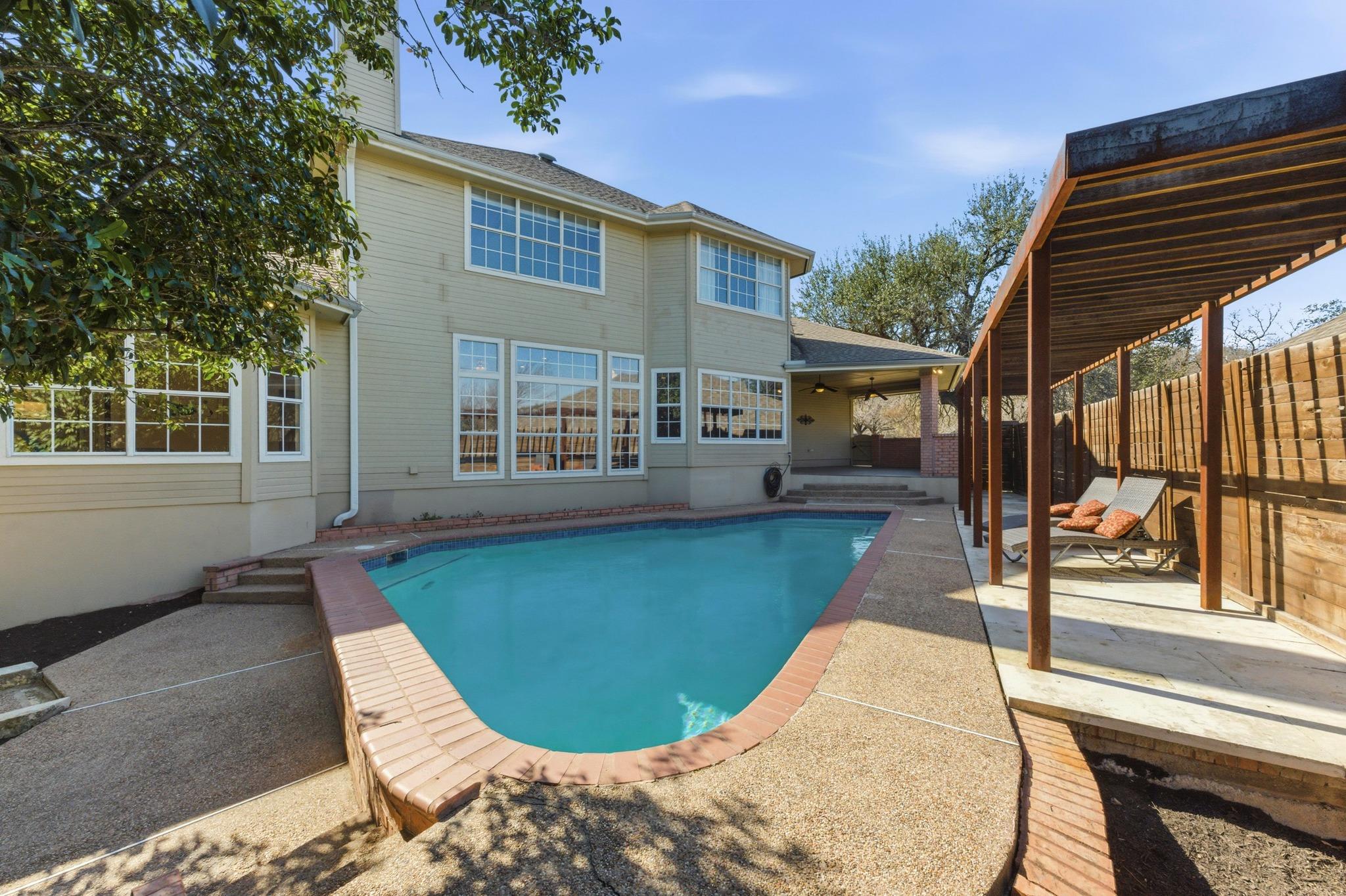 10609 Skyflower Dr, Austin, TX 78759