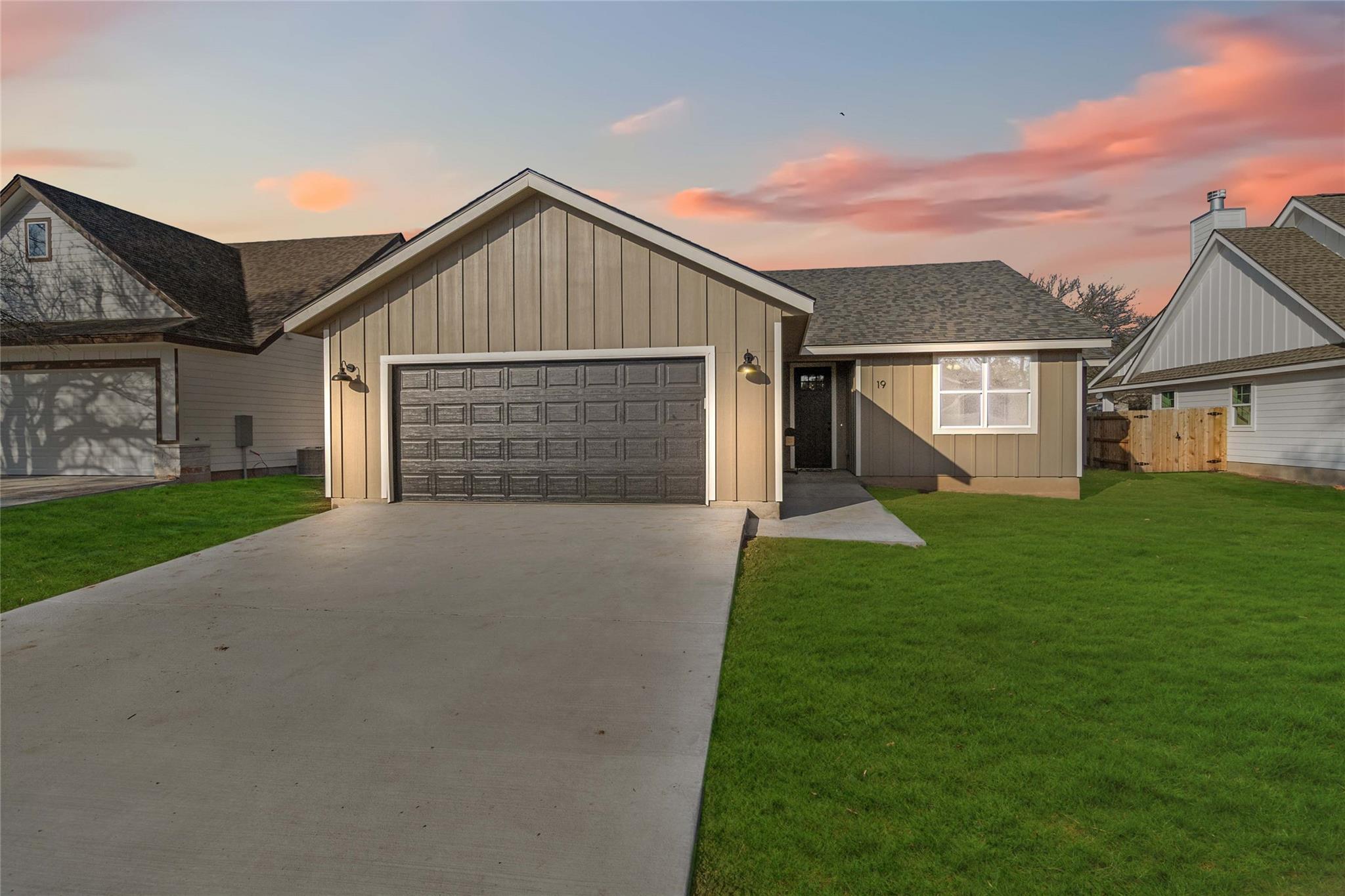 19 Summertime Cir, Wimberley, TX 78676