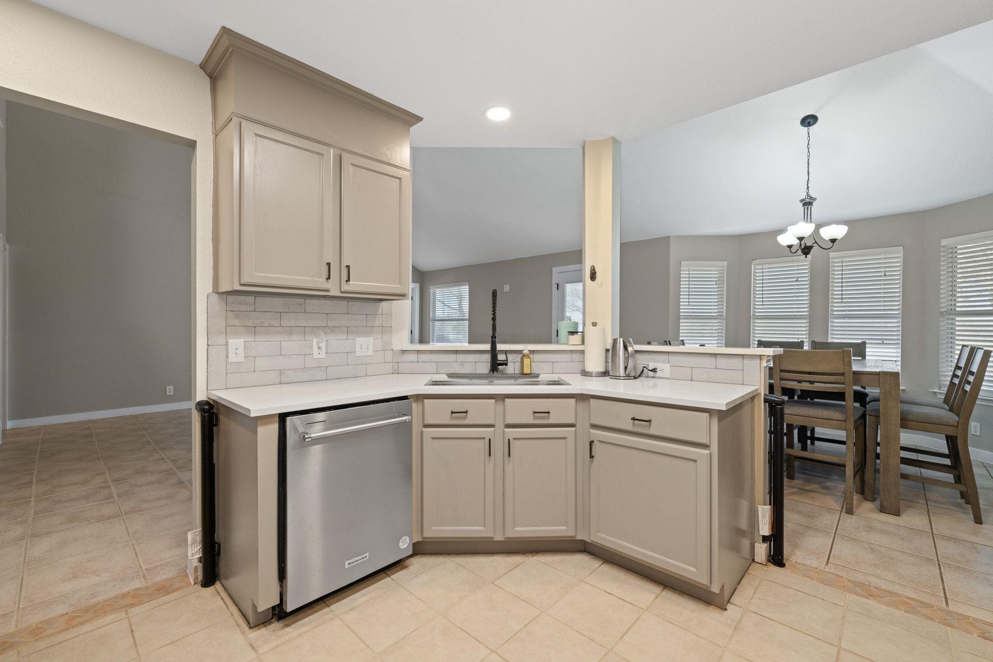 1607 Rio Bravo Loop, Leander, TX 78641