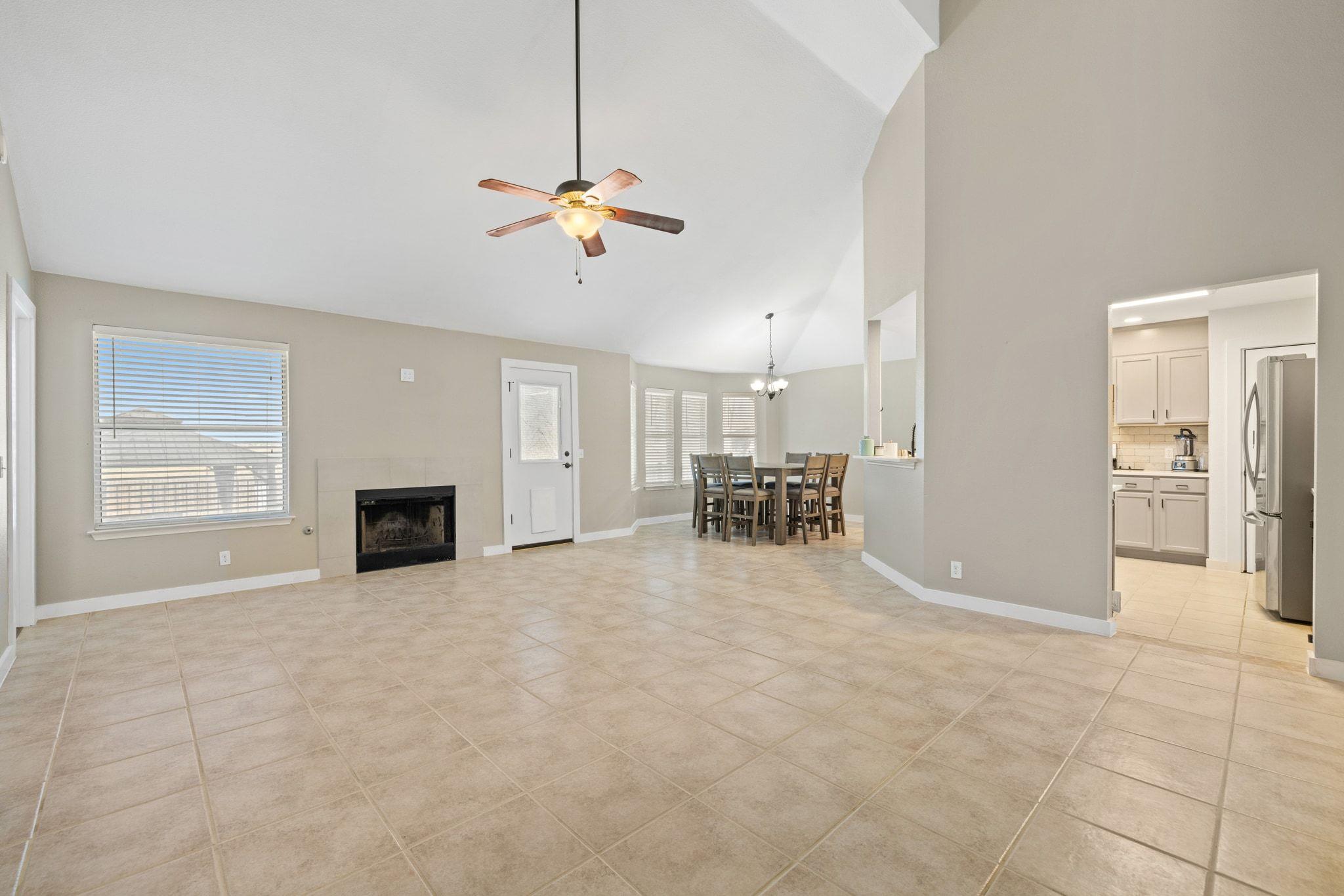 1607 Rio Bravo Loop, Leander, TX 78641