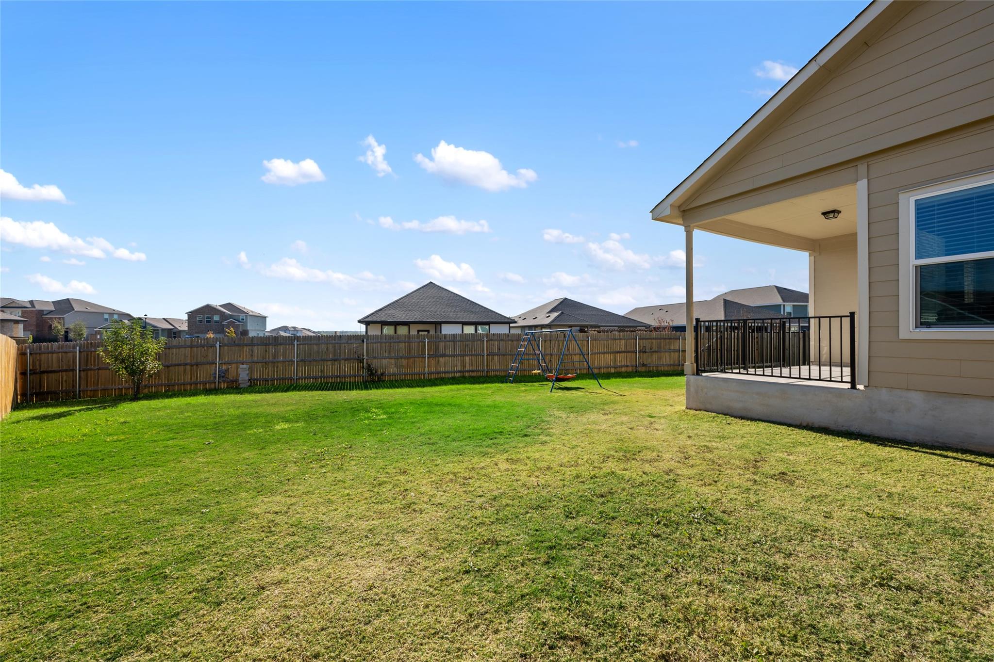 132 Joe Kidd Ln, Jarrell, TX 76537