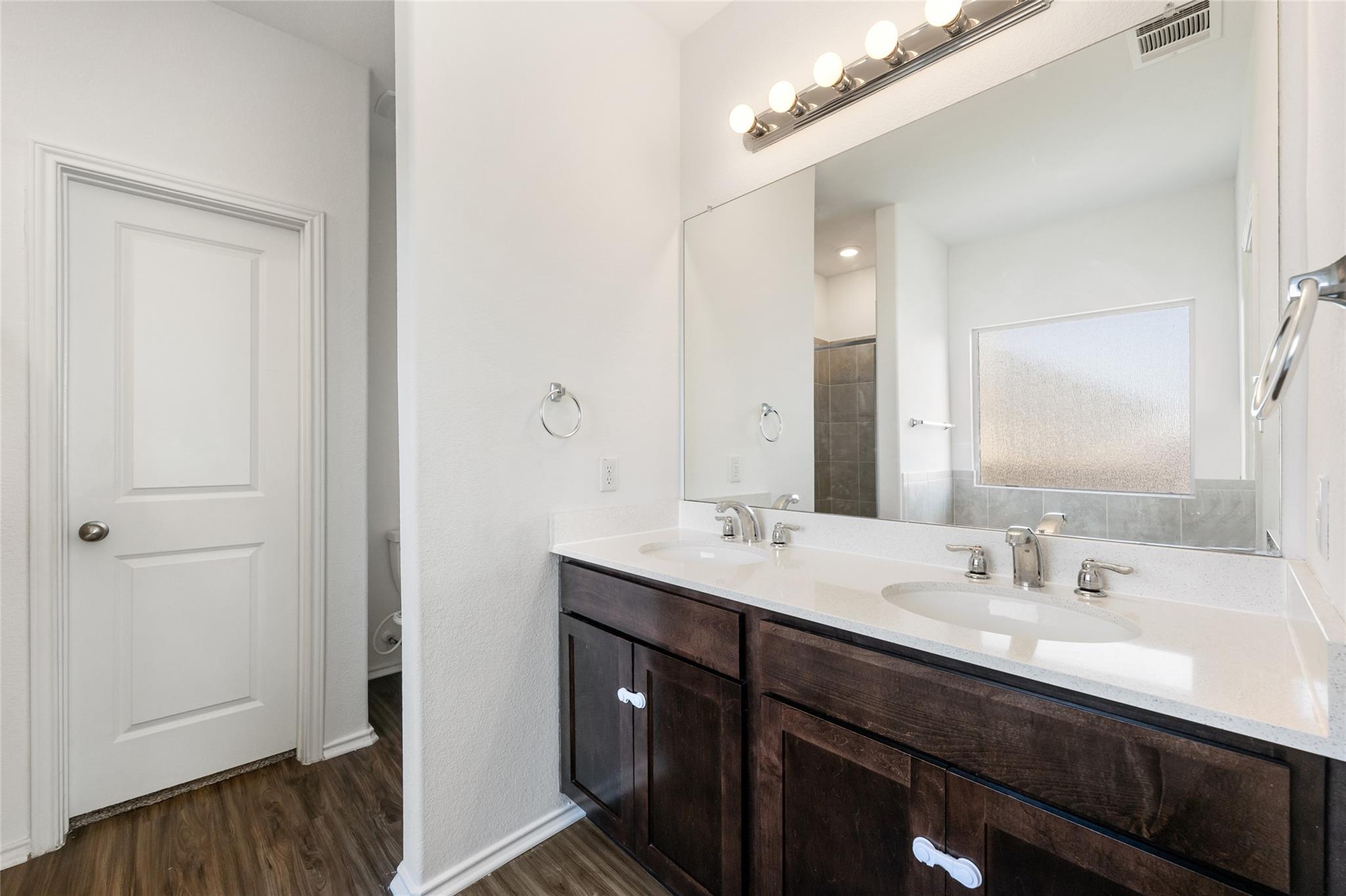 132 Joe Kidd Ln, Jarrell, TX 76537