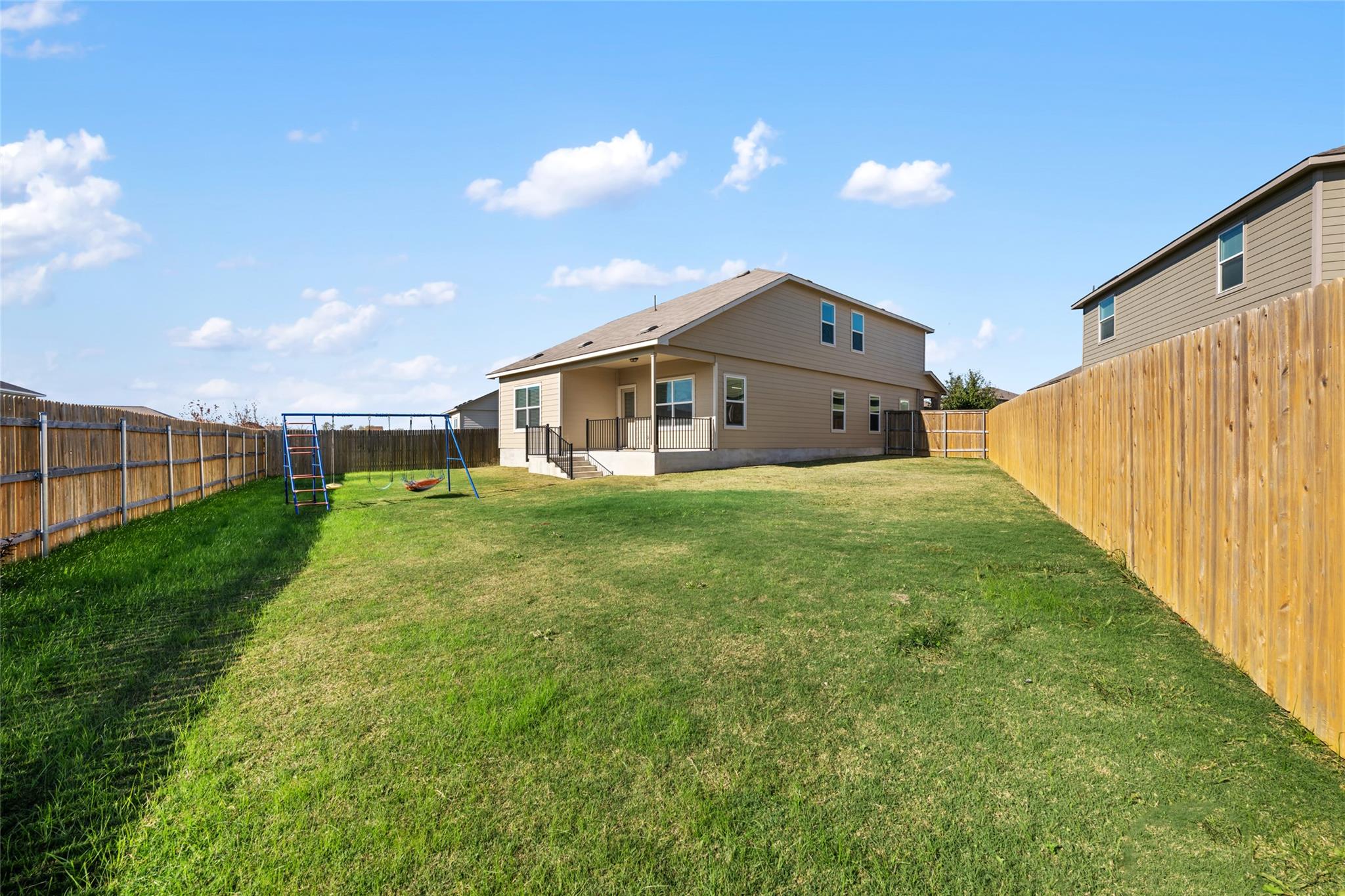 132 Joe Kidd Ln, Jarrell, TX 76537