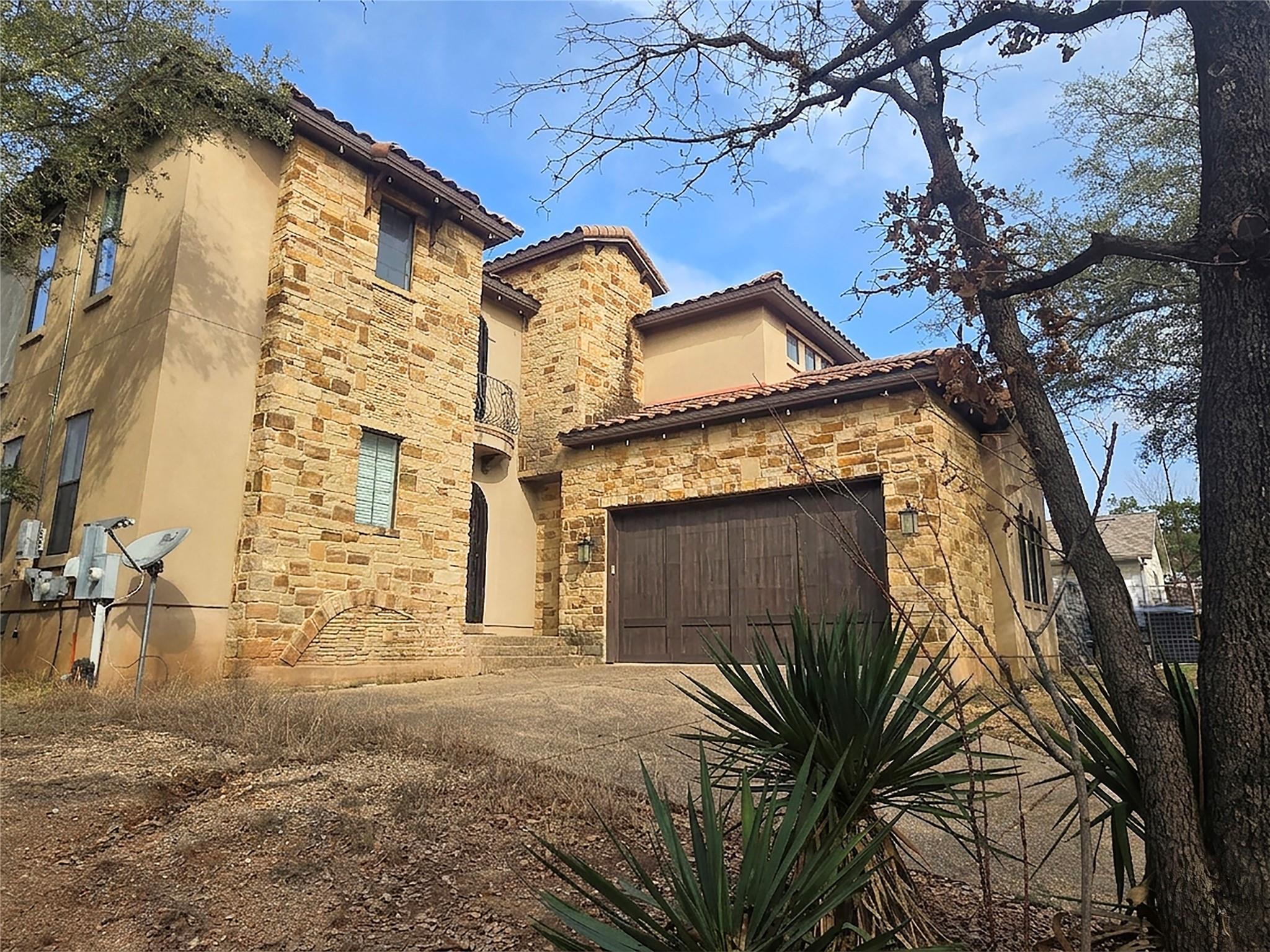 1310 Minnie Dr, Austin, TX 78732