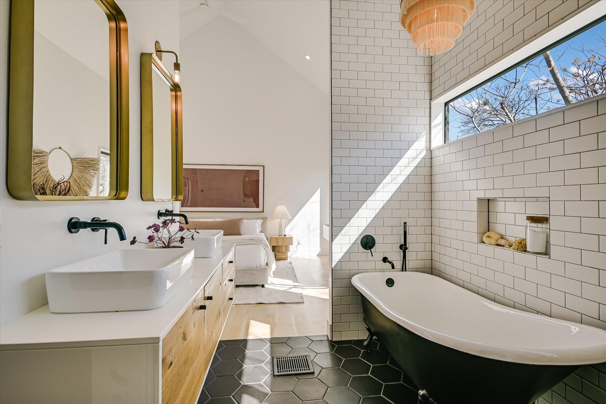 1620 W 10th St, Austin, TX 78703