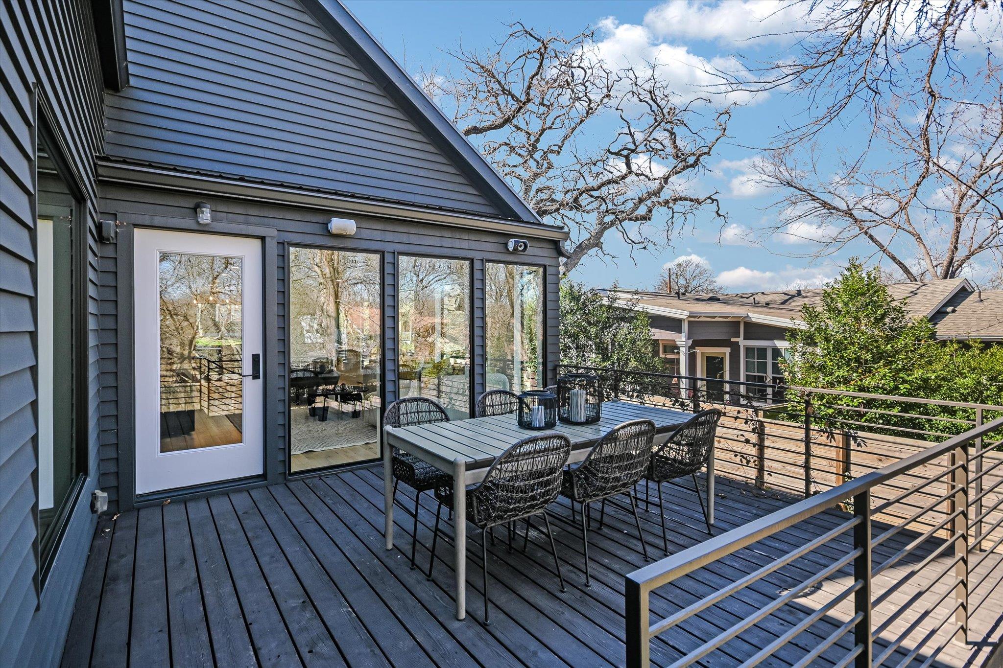 1620 W 10th St, Austin, TX 78703