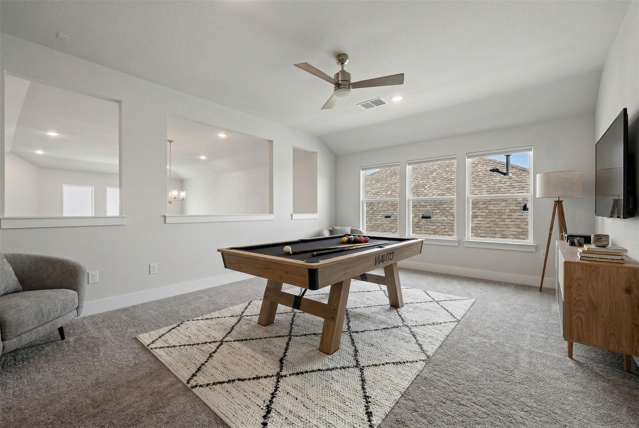 326 Smithsonian Ln, Kyle, TX 78640