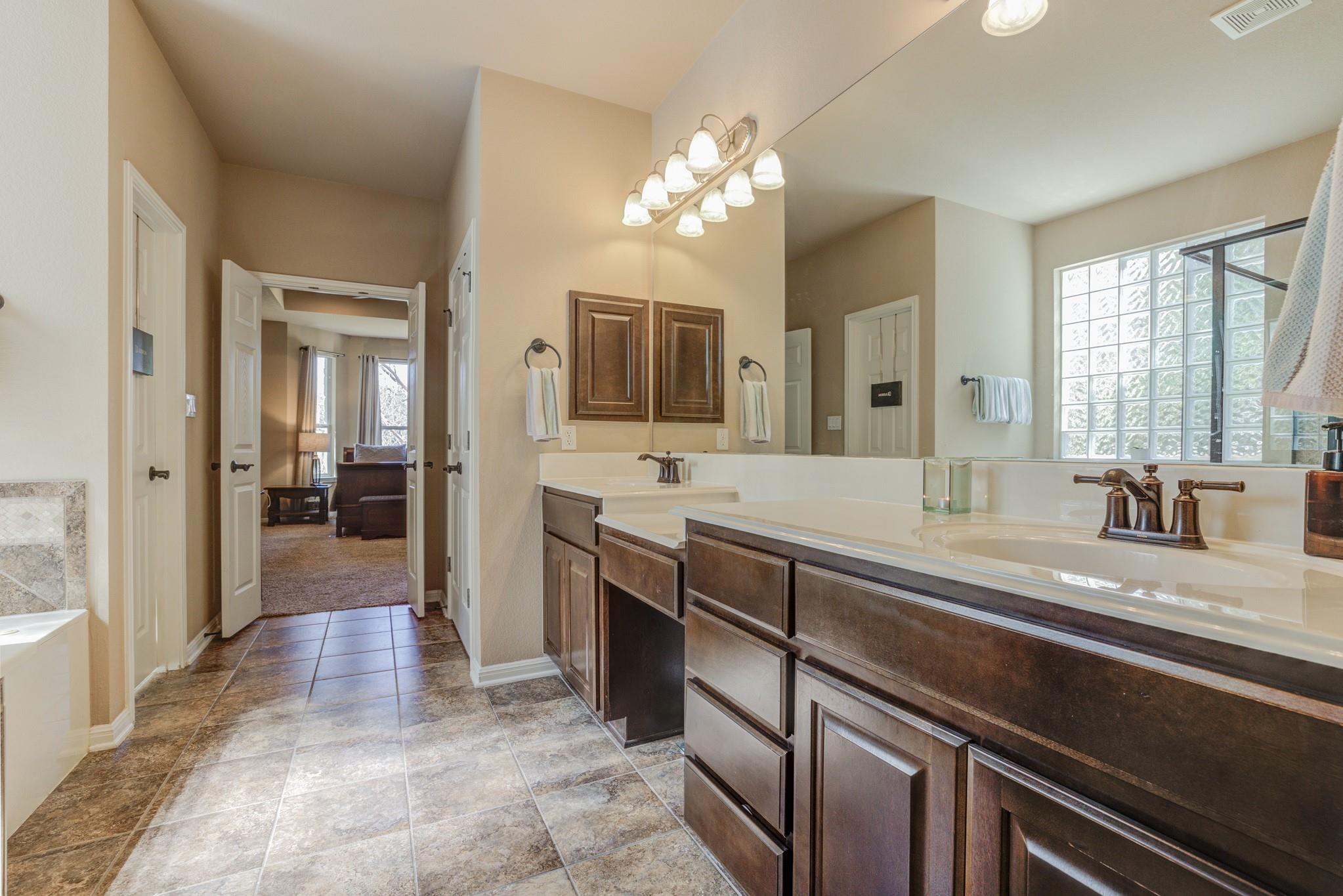 9504 Indina Hills Dr, Austin, TX 78717