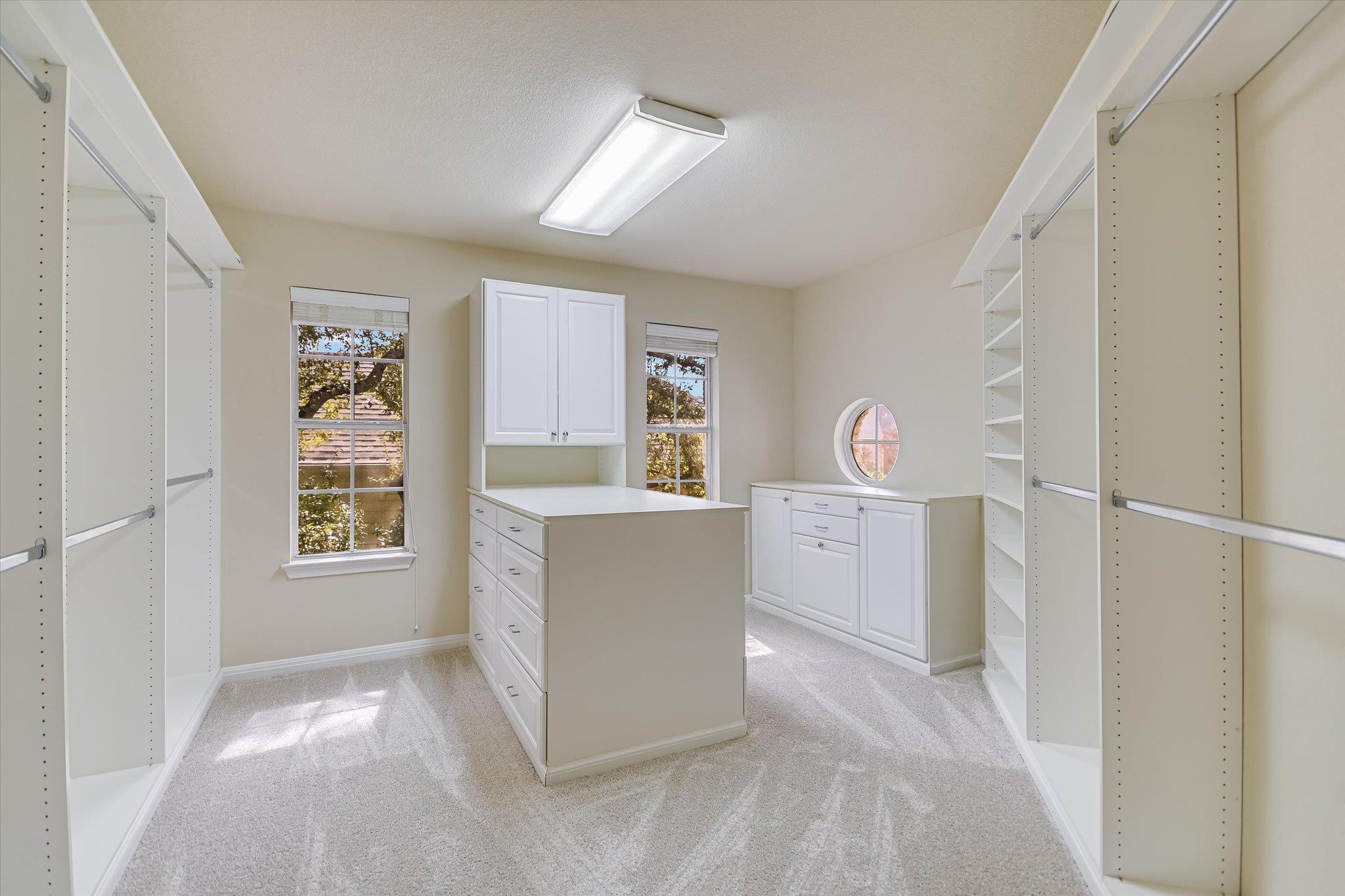 9605 Corbe Dr, Austin, TX 78726