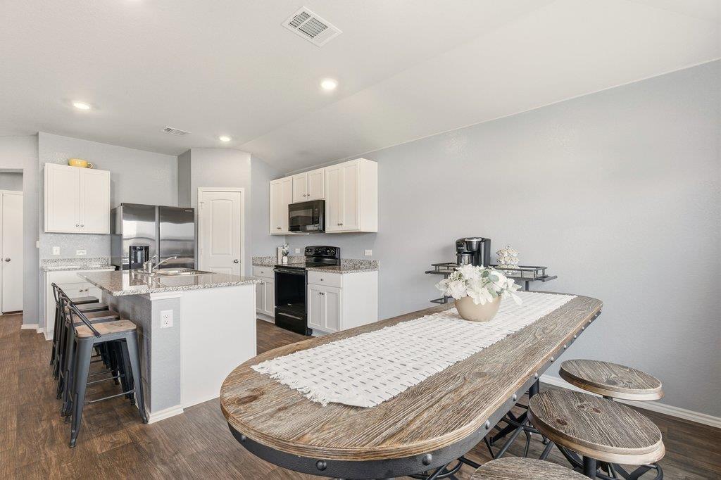 5904 Berriweather Dr, Austin, TX 78724