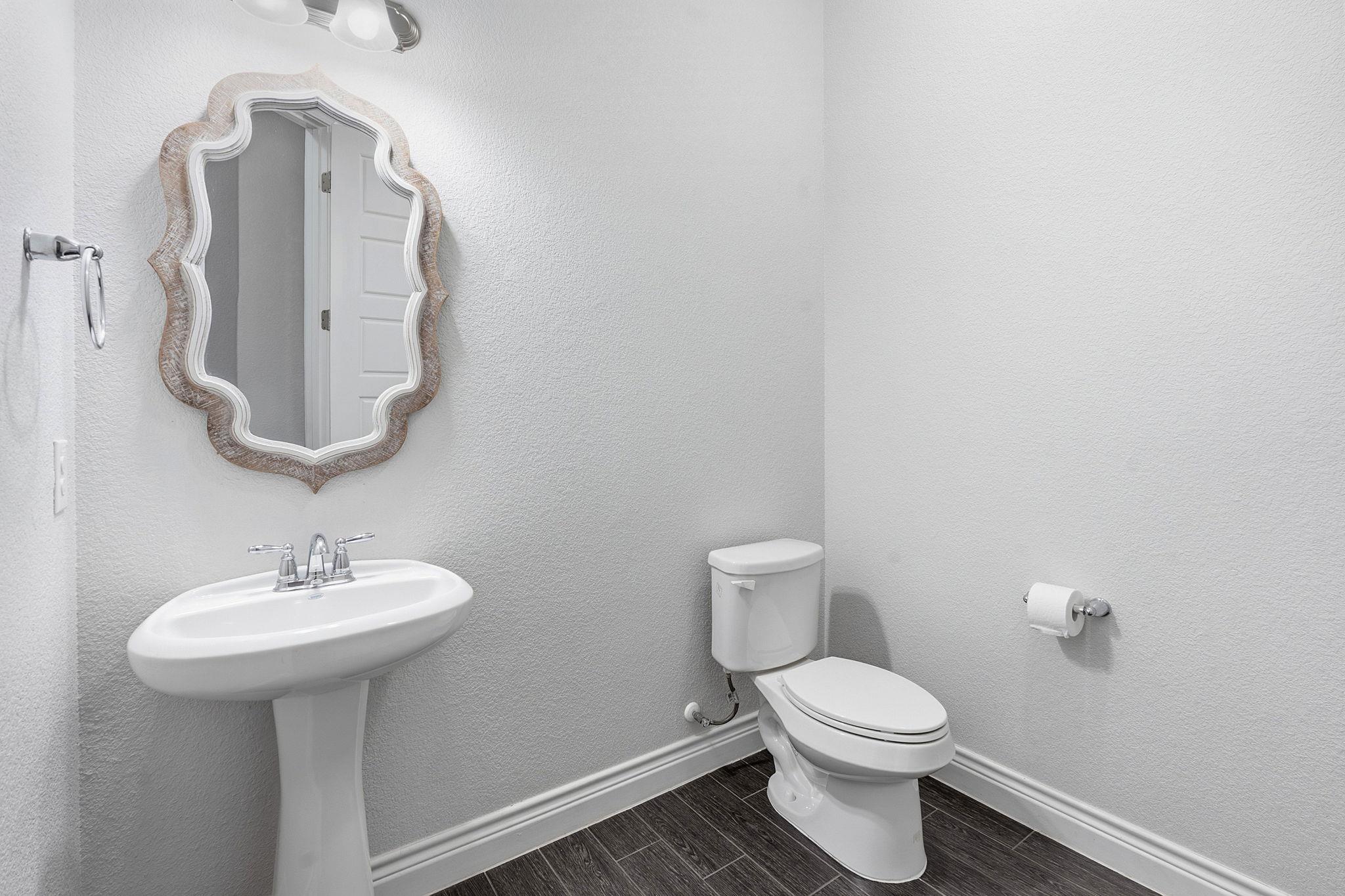 468 Lloyd Ln, Dripping Springs, TX 78620