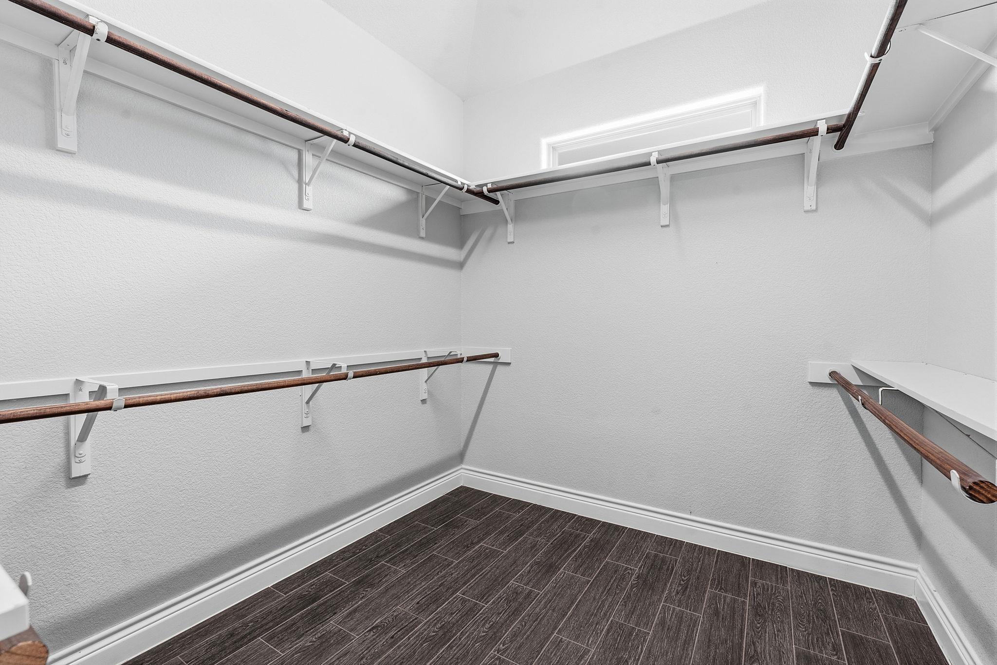 468 Lloyd Ln, Dripping Springs, TX 78620