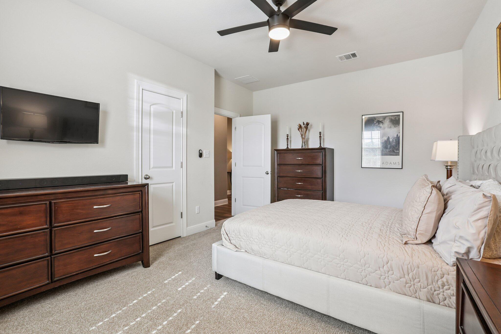 2801 Mossy Springs Dr, Leander, TX 78641