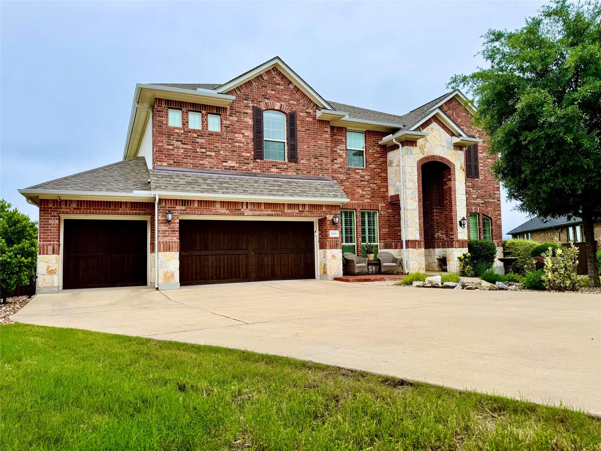 2801 Mossy Springs Dr, Leander, TX 78641