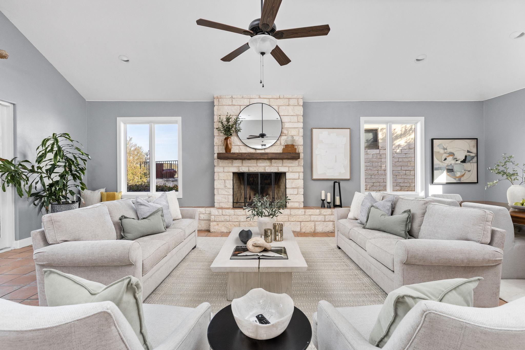 2433 Founders Cir, Spicewood, TX 78669