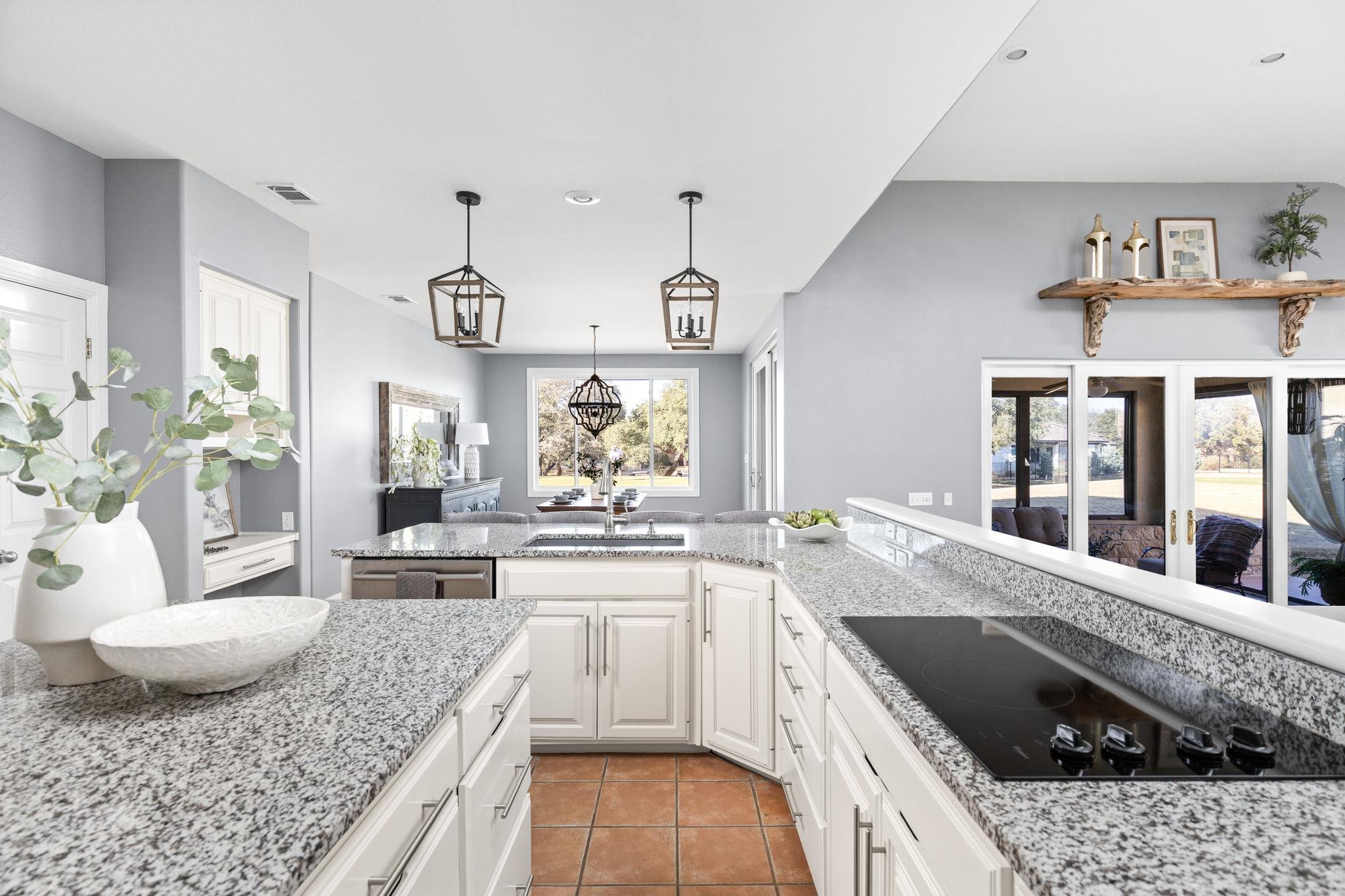 2433 Founders Cir, Spicewood, TX 78669