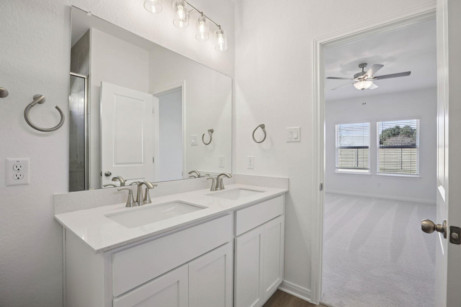 468 Josey Wales Dr, Jarrell, TX 76537