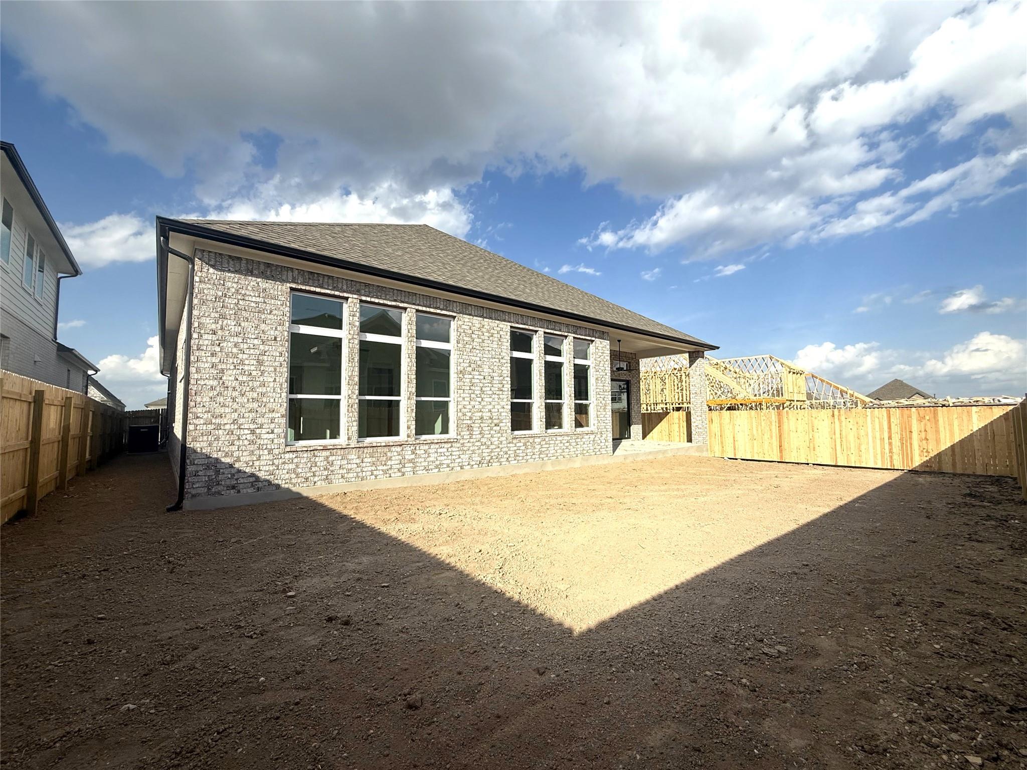 17313 Silverman Dr, Pflugerville, TX 78660